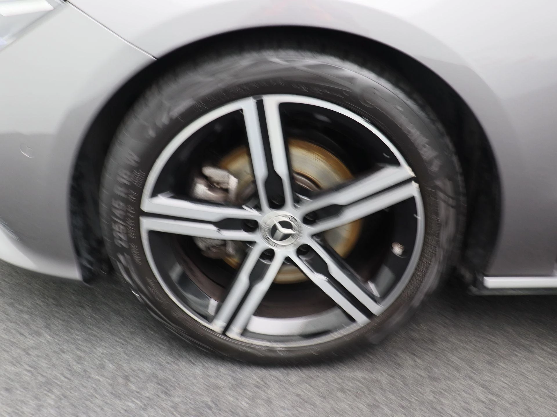 Mercedes-Benz CLA 180 d Shooting Brake Luxury Line