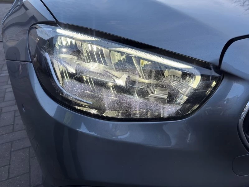 Mercedes-Benz E-Klasse 220 T d AVANTGARDE KAM PANO SHZ STANDHZG MBUX AVANTGARDE