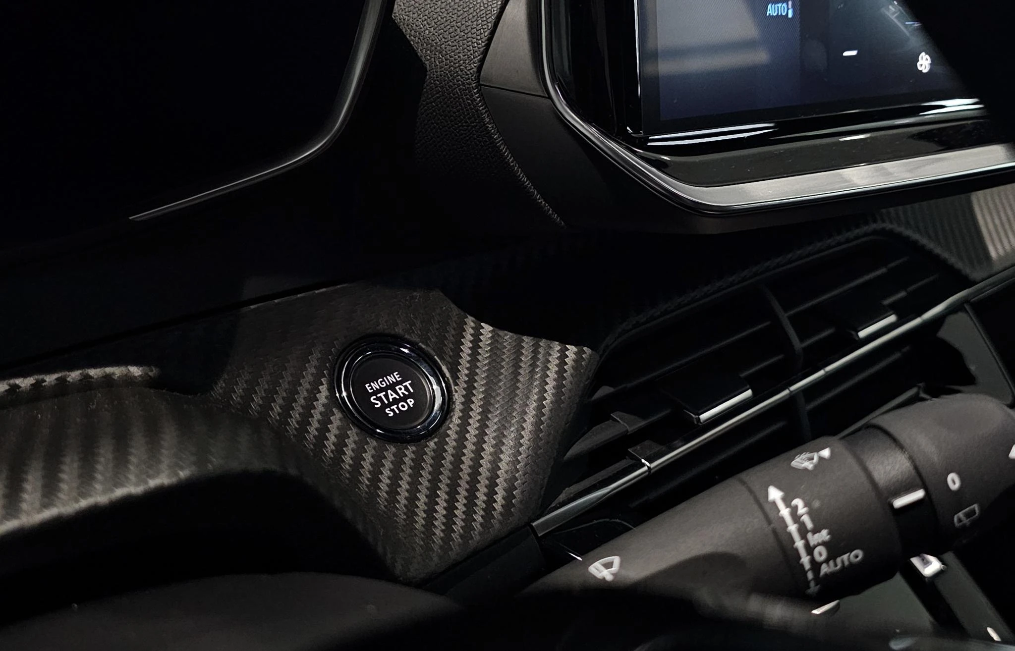 Peugeot-2008-image-13