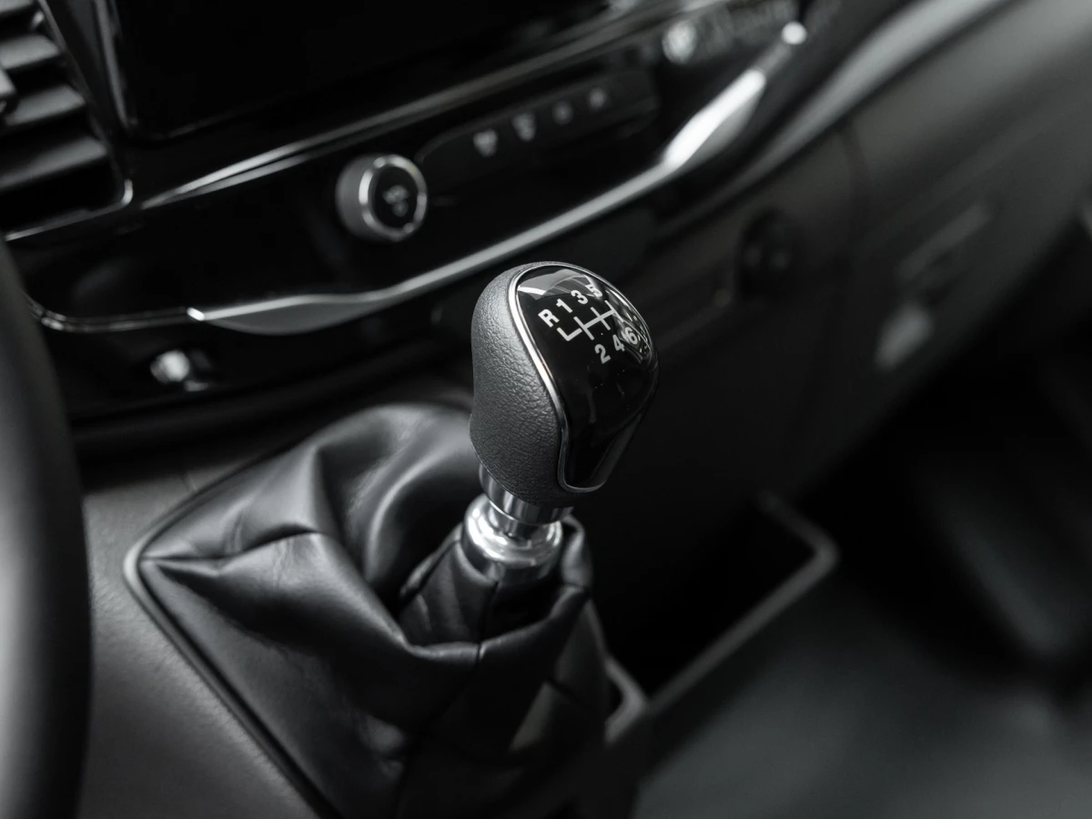 Ford-Transit-image-11