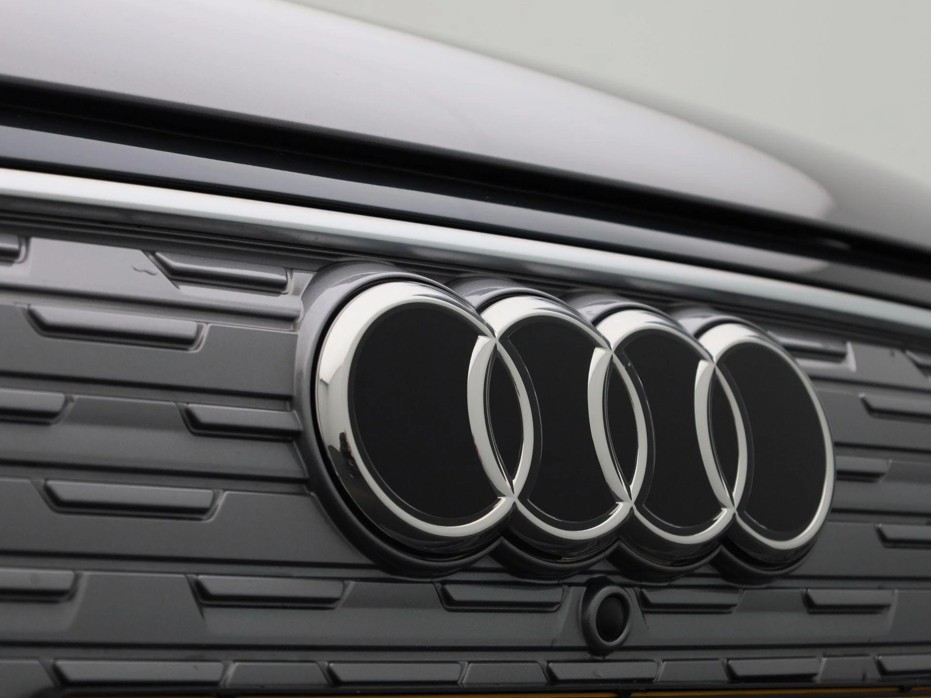 Audi-Q4 e-tron-image-9