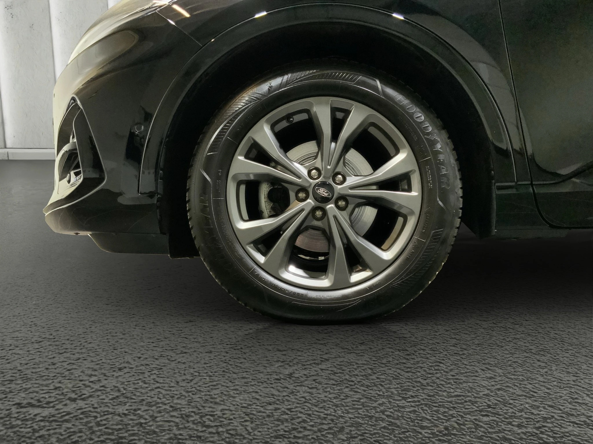 Ford-Kuga-image-8