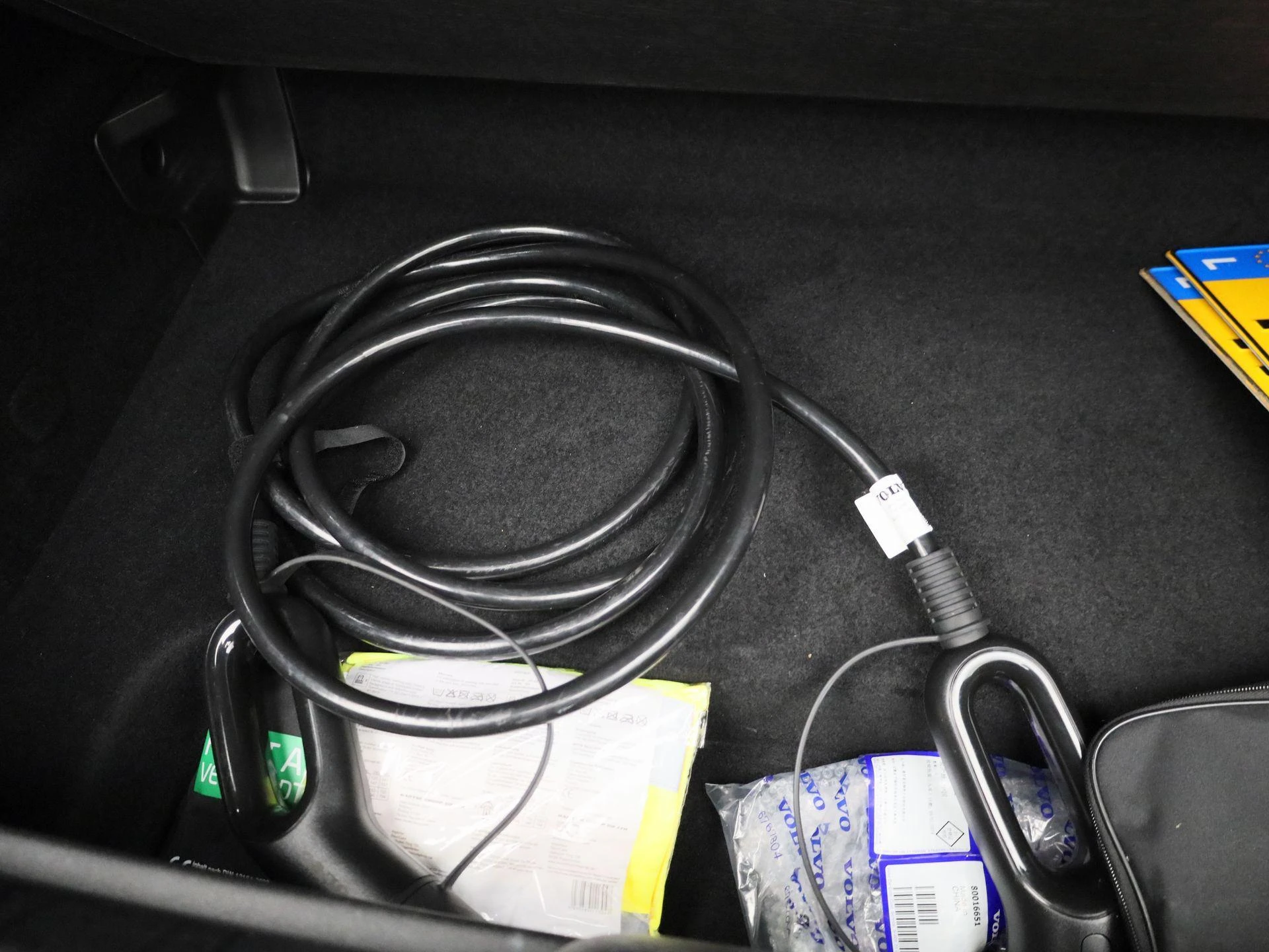 Volvo-EX30-image-13