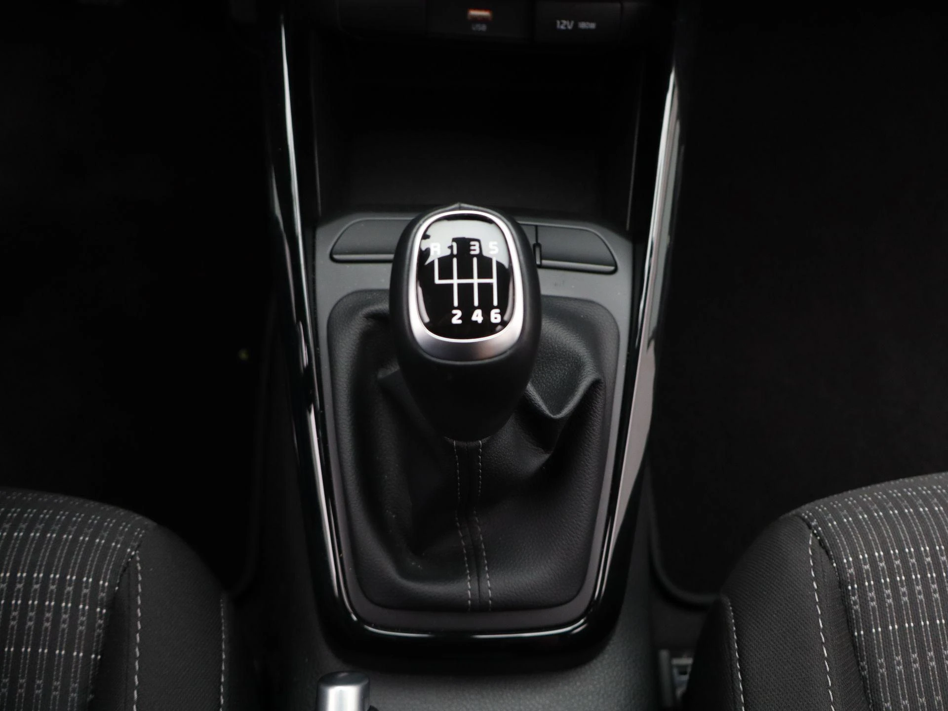 Kia Stonic 1.0 T-GDi MHEV DynamicLine