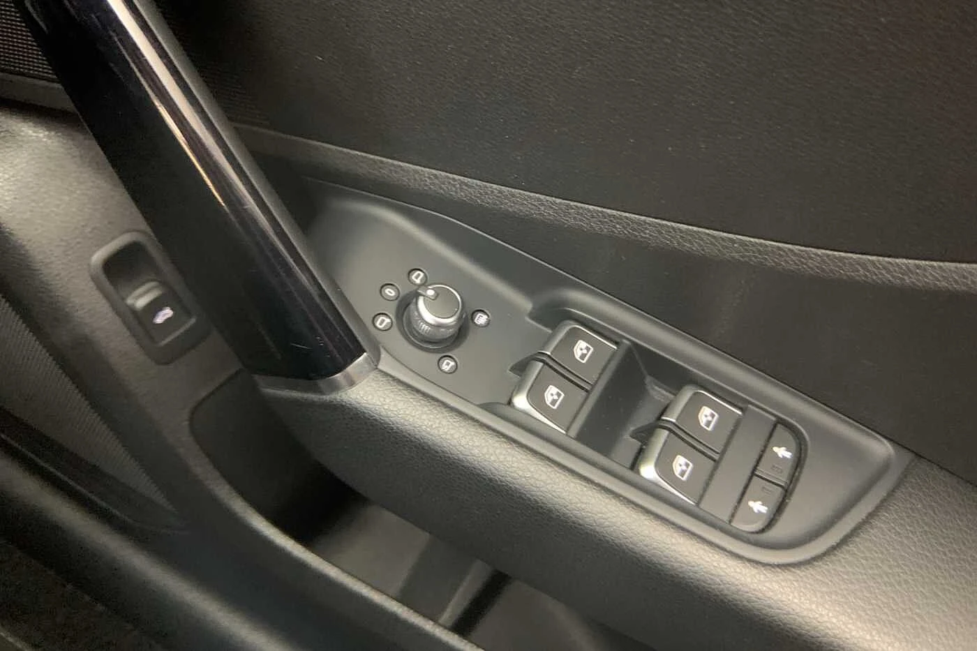 Audi-Q2-image-19