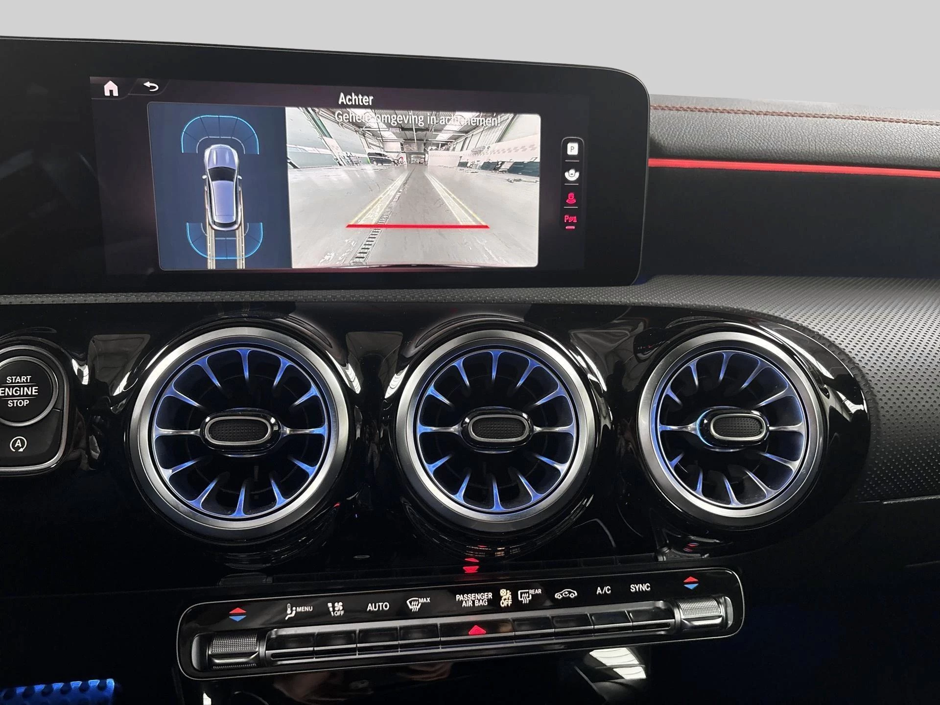 Mercedes-Benz-CLA-image-13