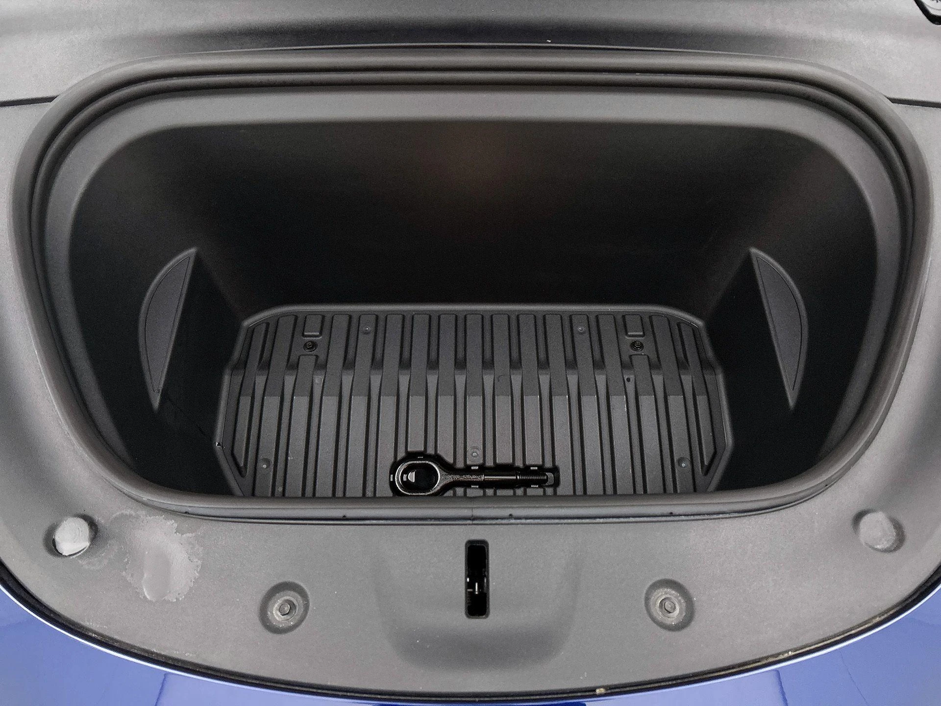 Tesla-Model Y-image-28