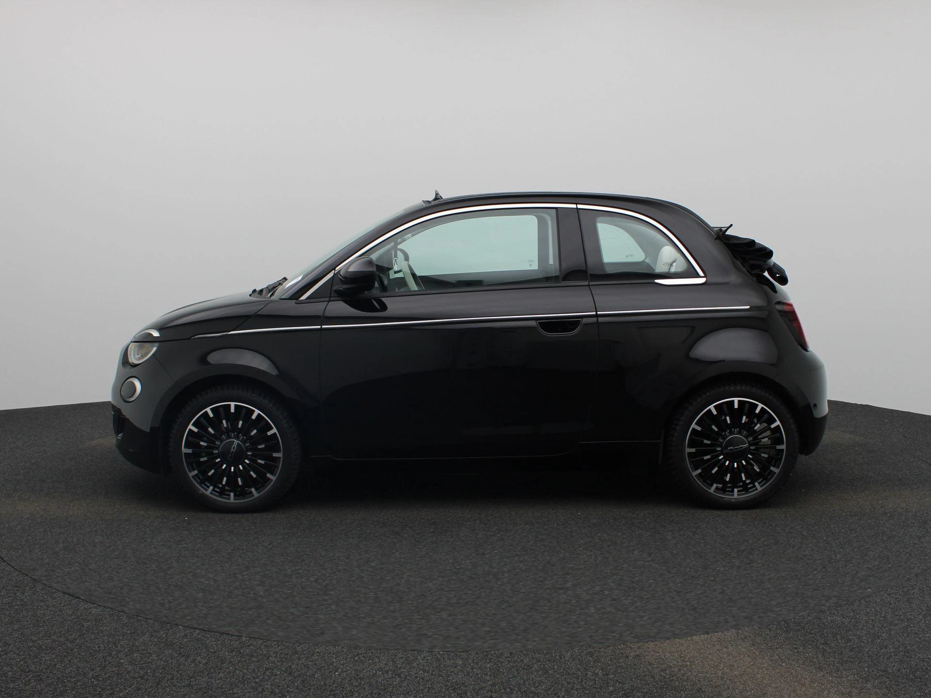 Fiat-500e-image-3