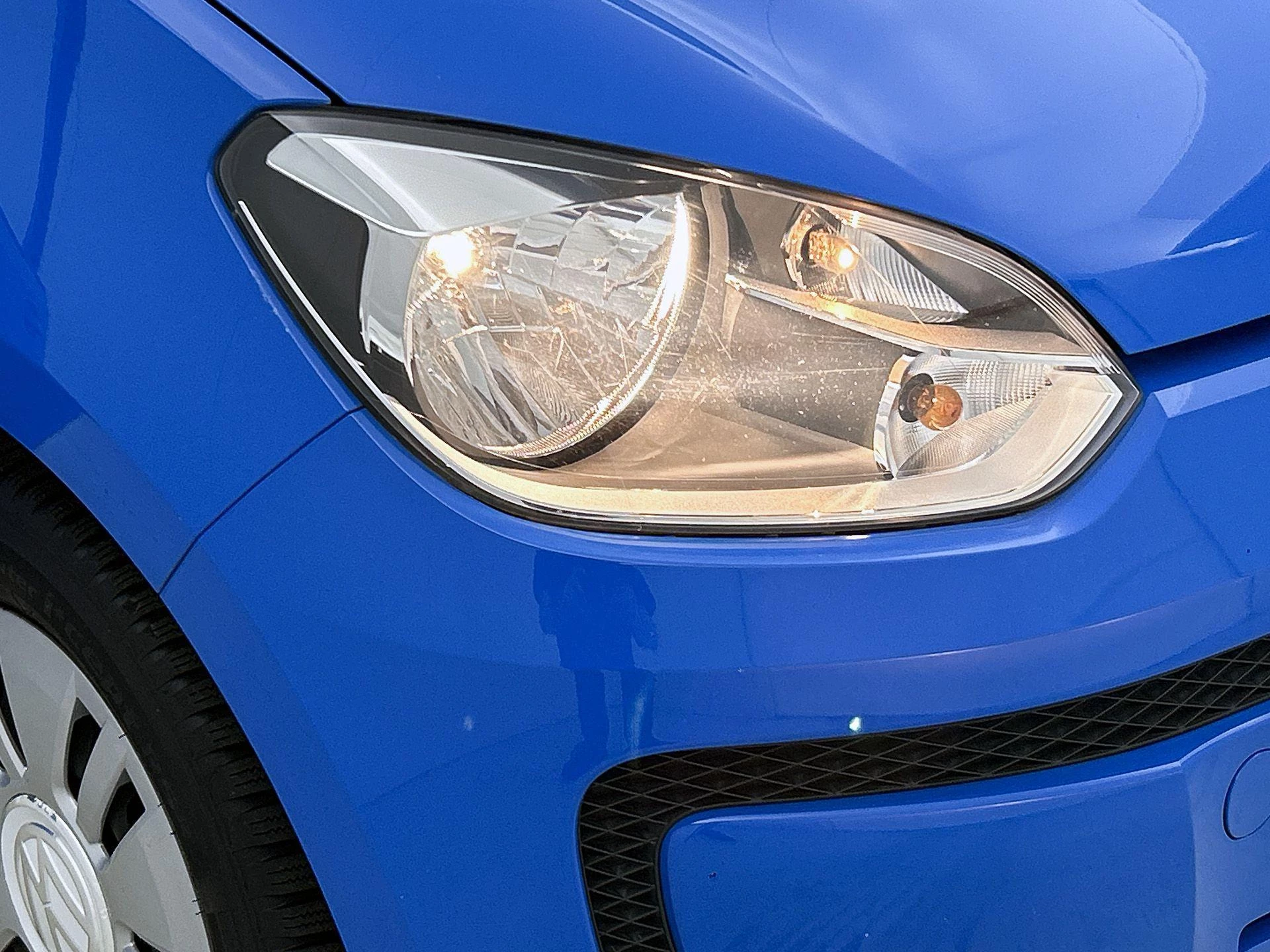 Volkswagen-up!-image-15