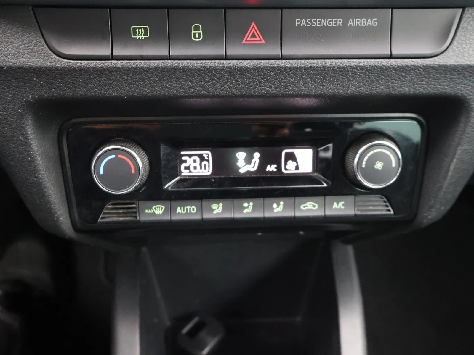 Škoda Fabia Combi Fabia Combi Ambition 1.0TSI 110PK *TREKHAAK*CRUISE CONTROL*BLTH*NAVI*...*