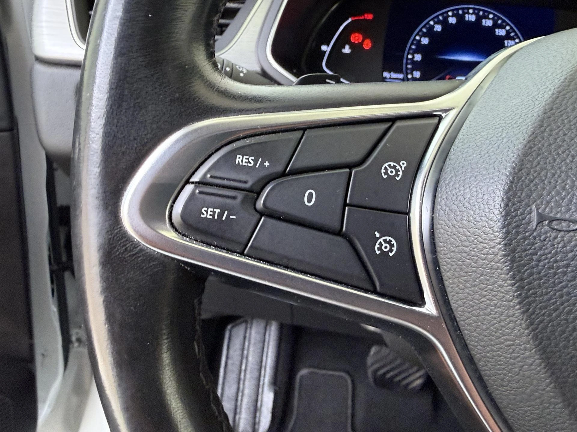 Renault-Captur-image-11