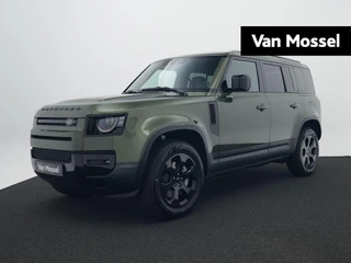 Land Rover Defender 2.0 P300e 110 Forest Edition