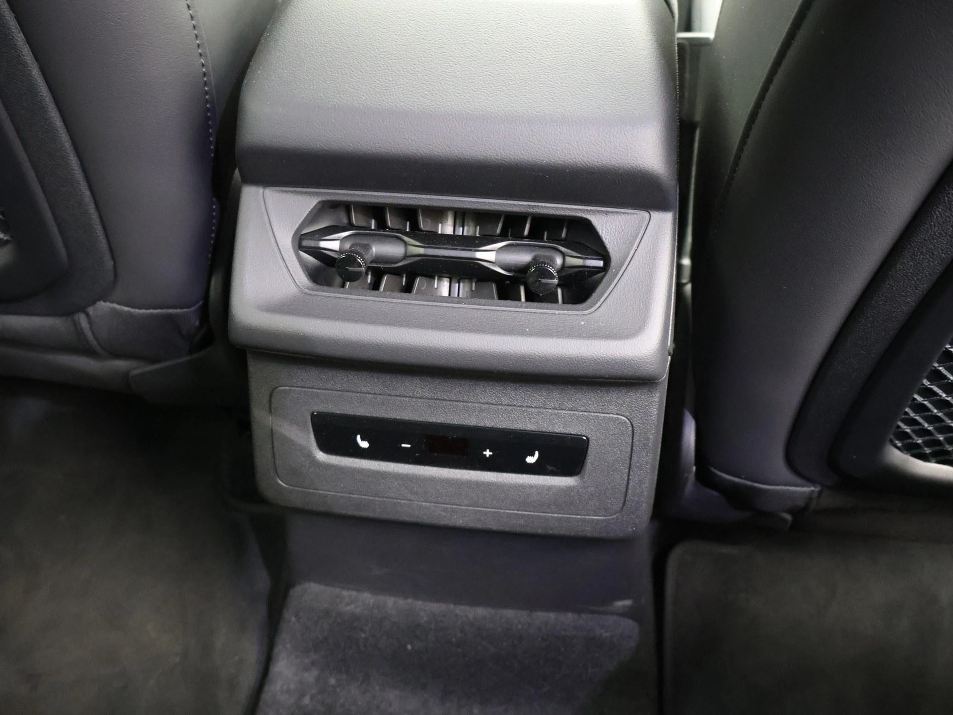 Audi SQ6 e-tron