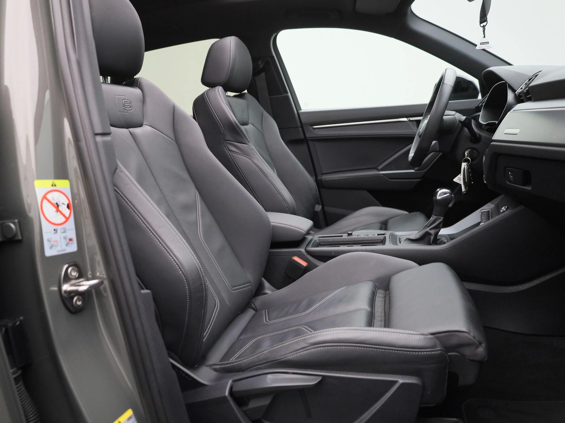 Audi-Q3-image-33