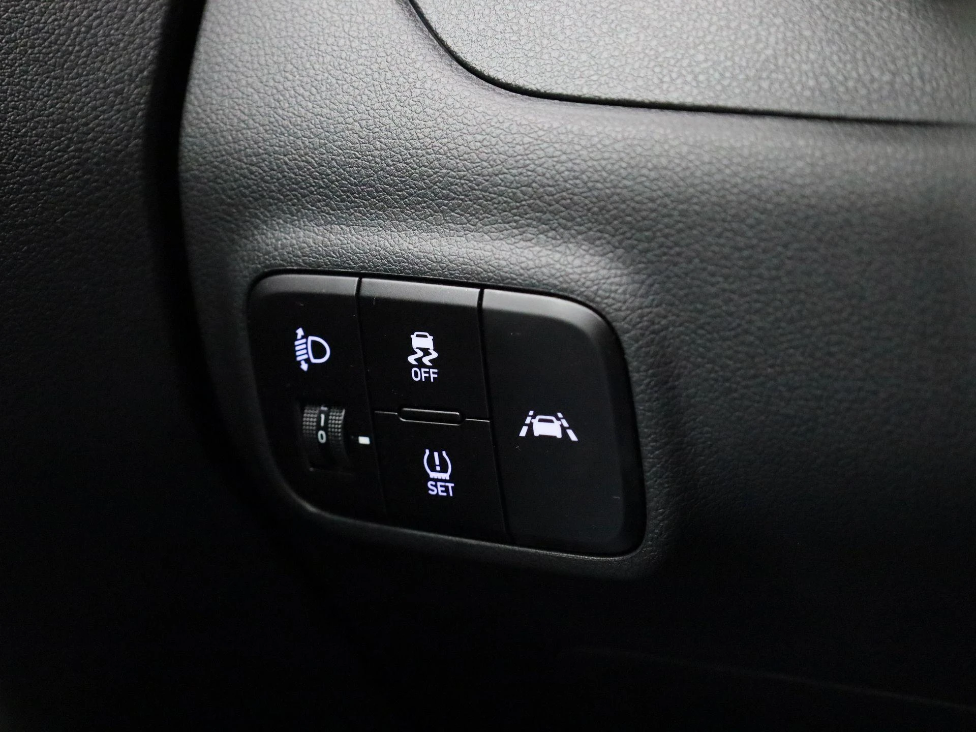 Hyundai-i10-image-18