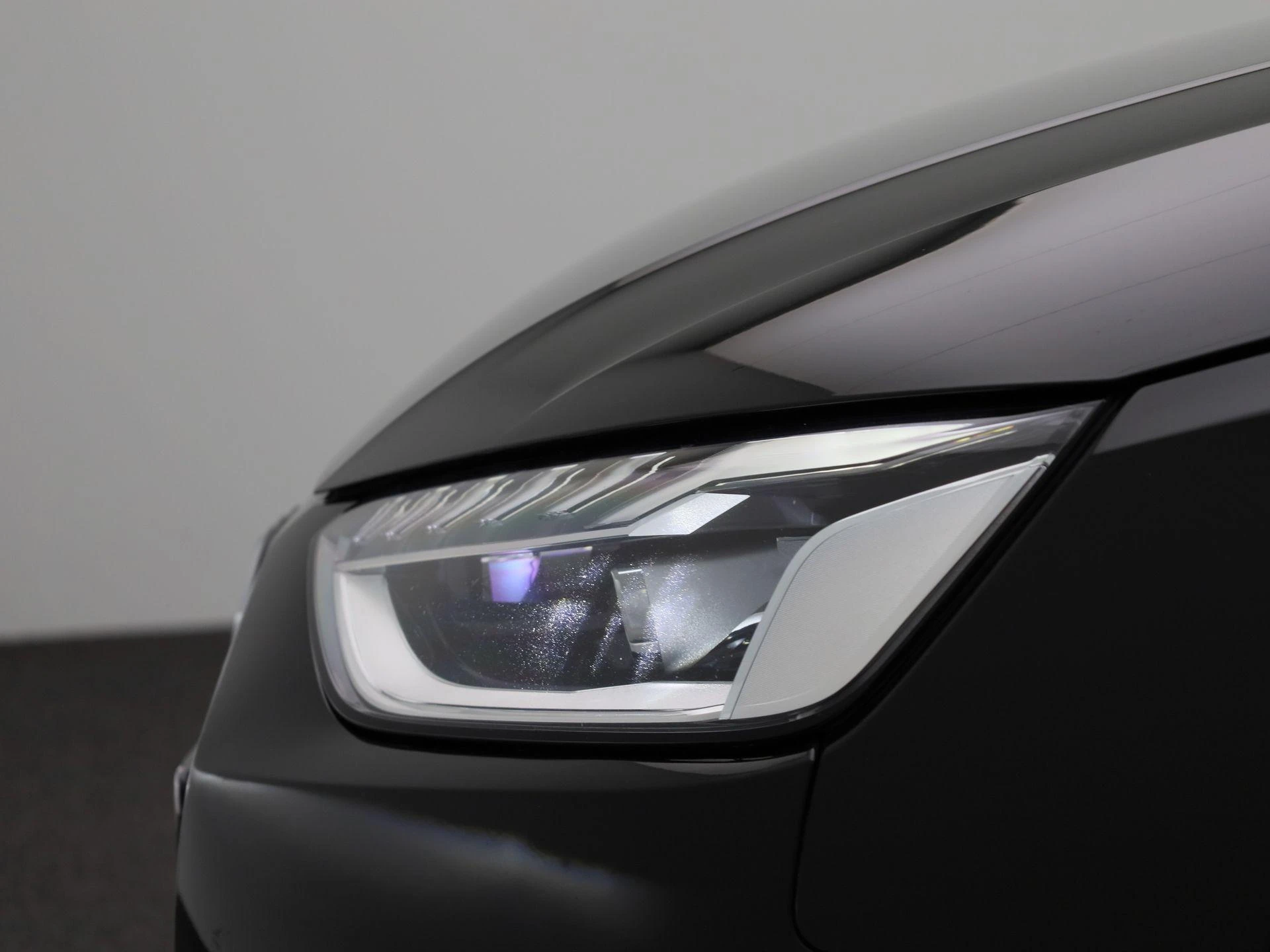 Audi-A4-image-18