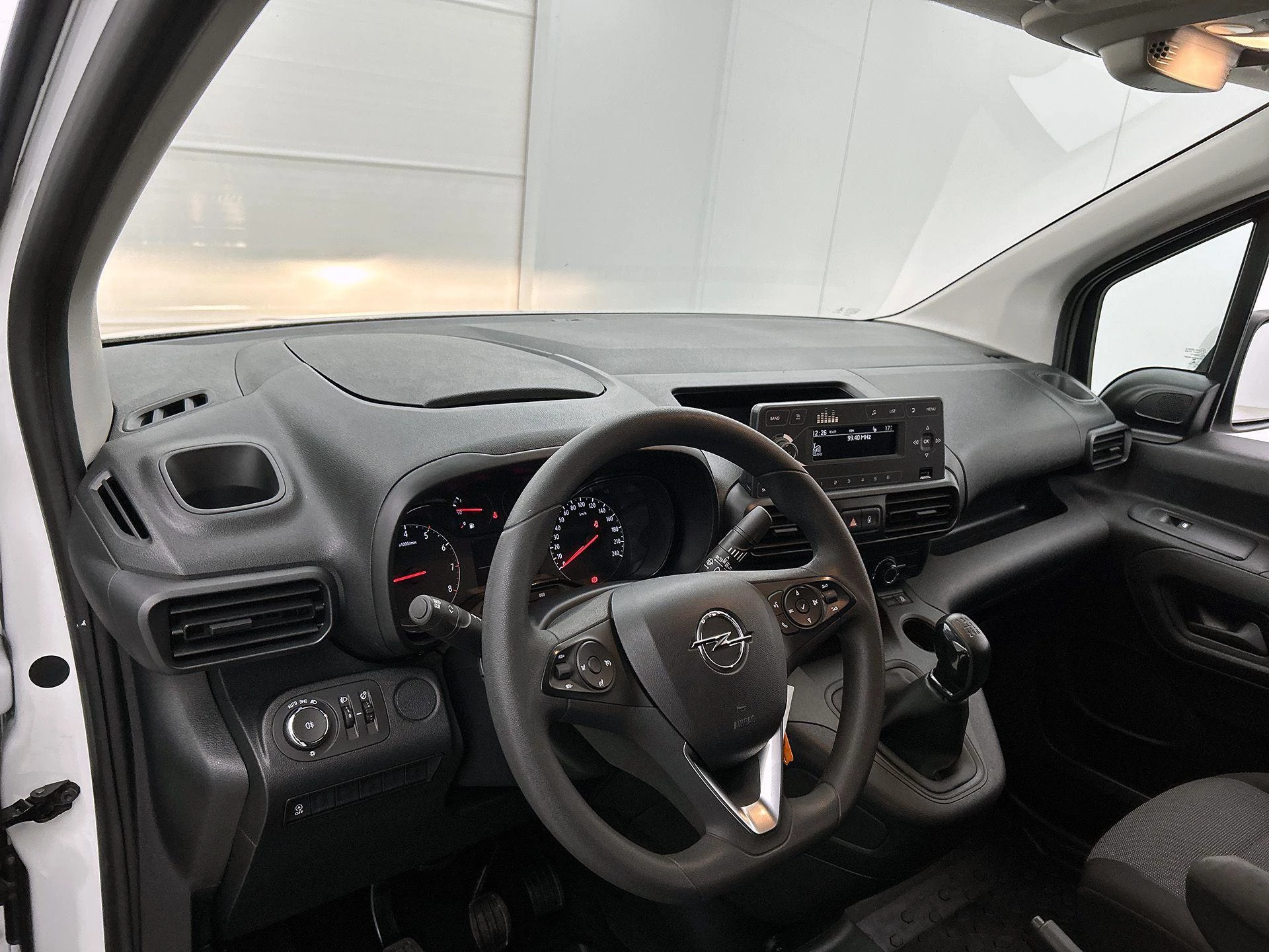Opel-Combo-image-12