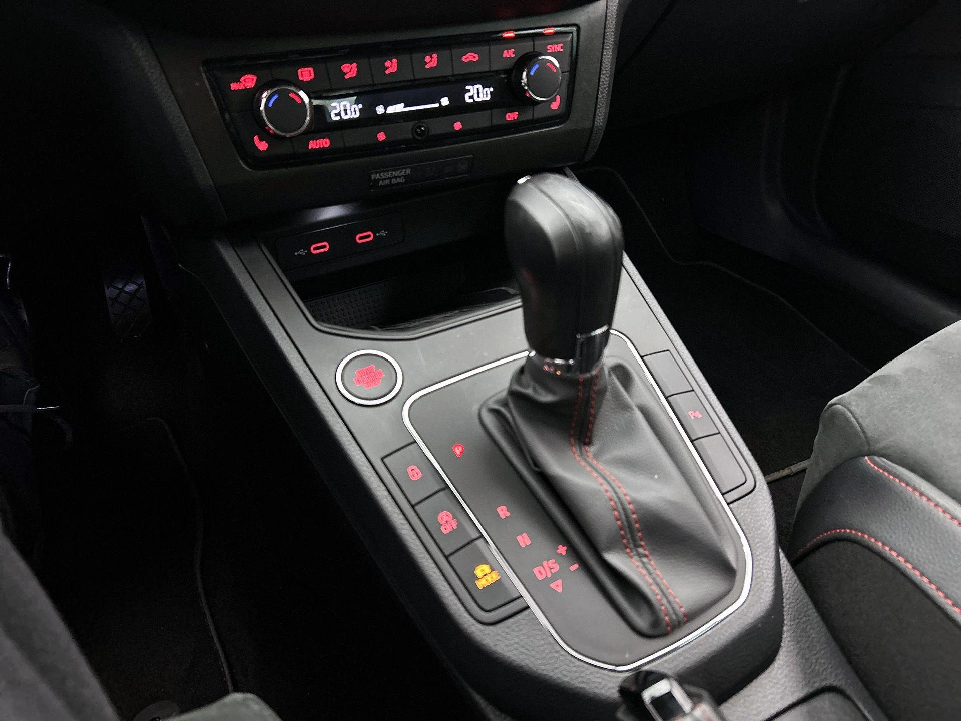 SEAT-Ibiza-image-25
