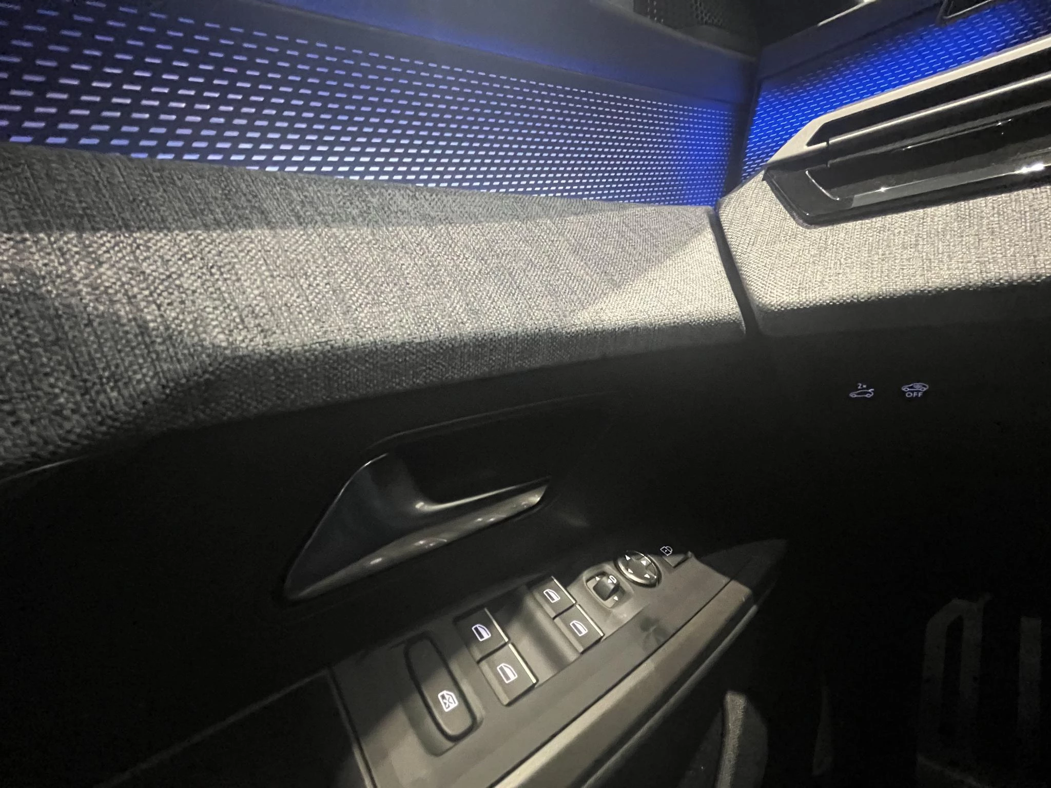 Peugeot 5008 1.2 Hybrid 145 GT