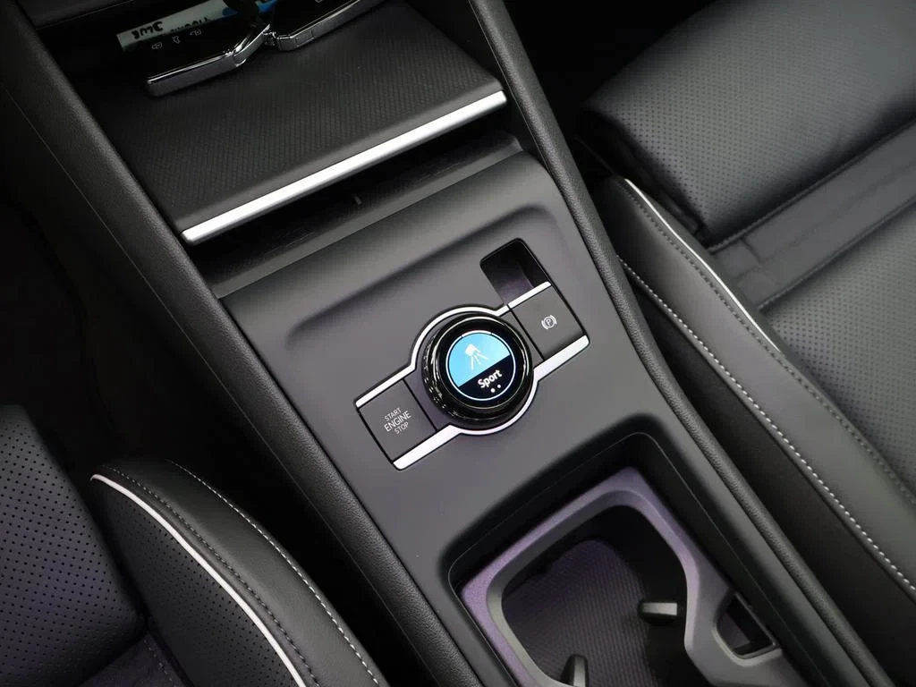 Volkswagen-Tiguan-image-16