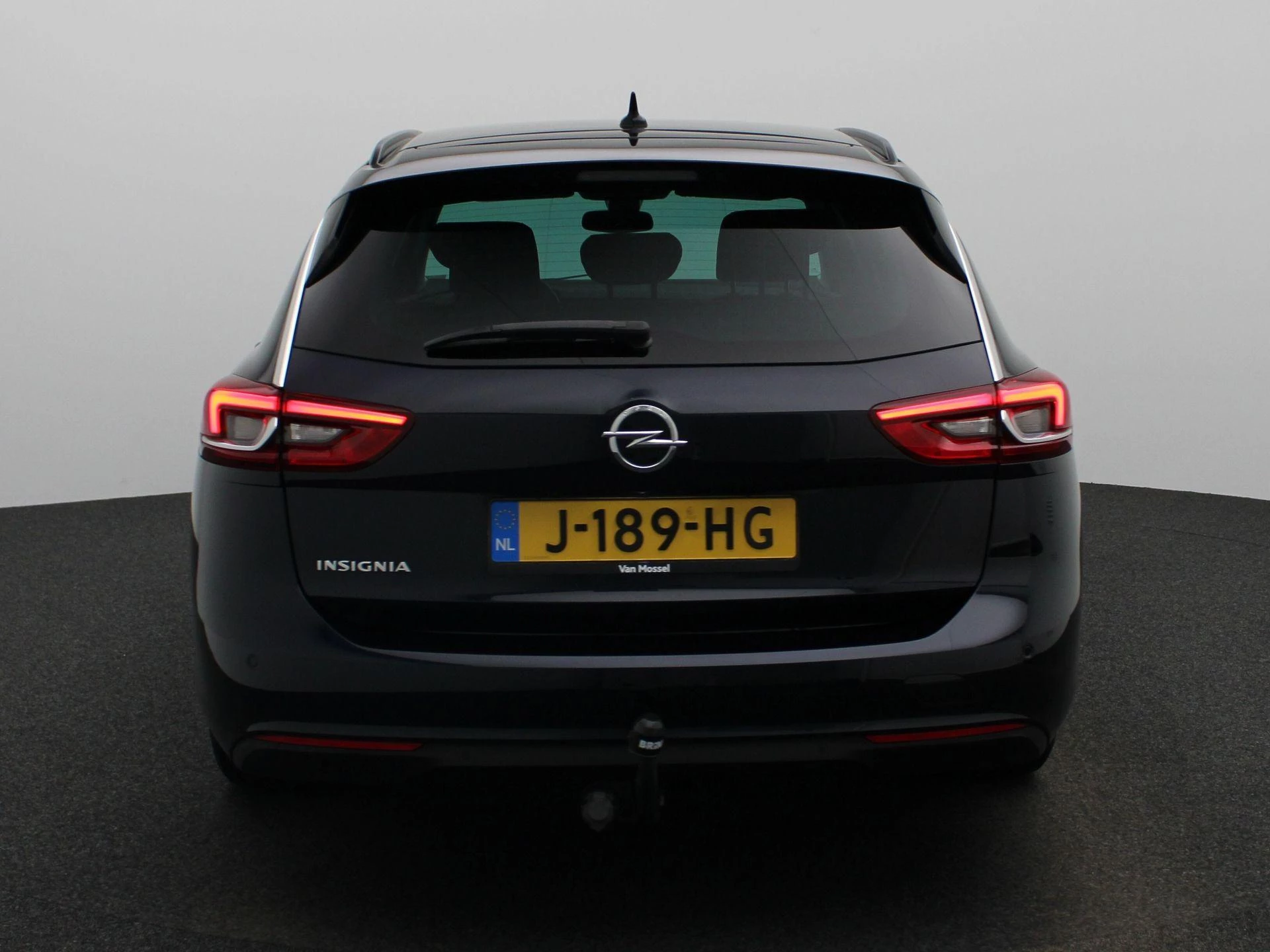 Opel-Insignia-image-4
