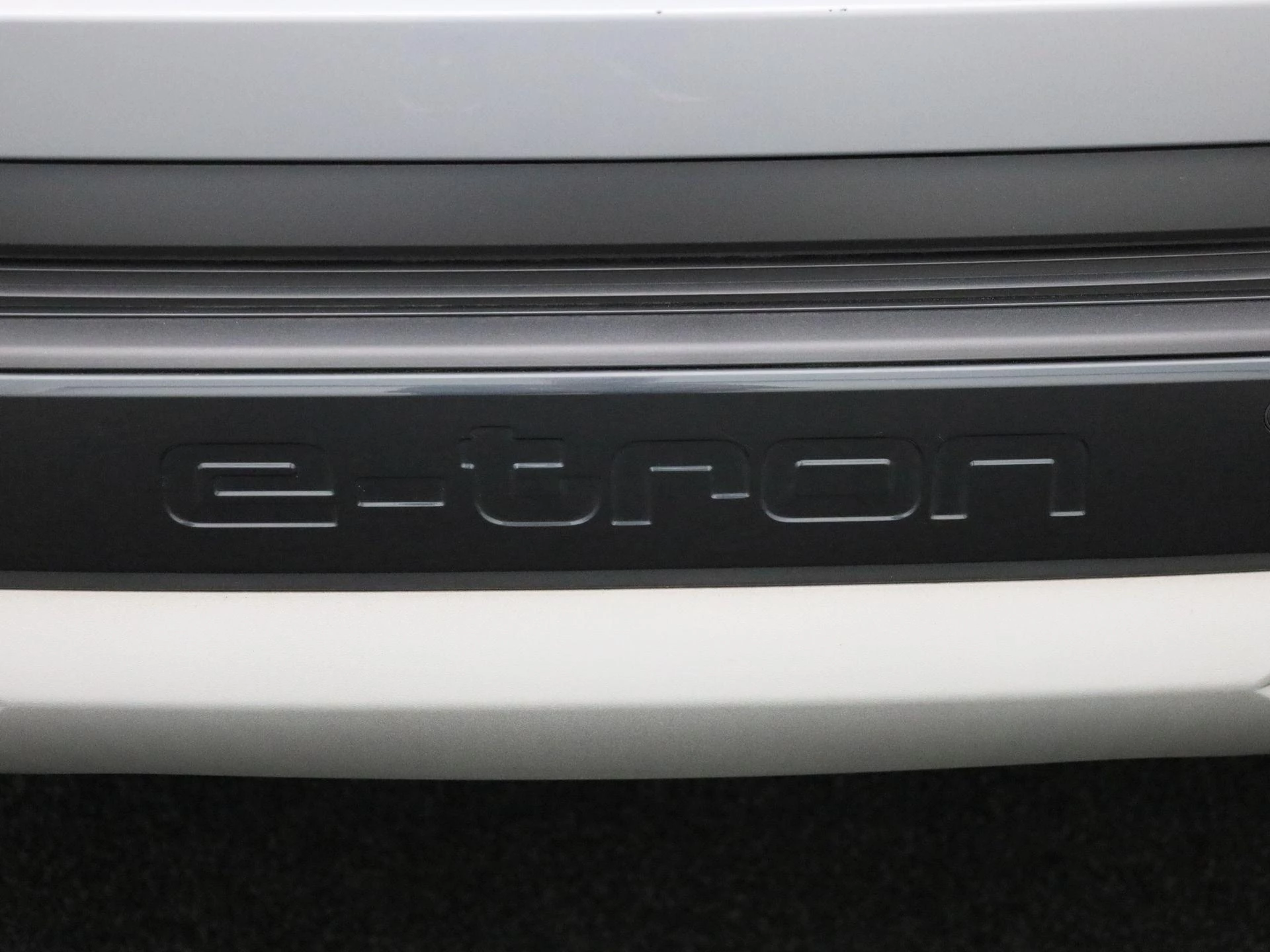 Audi-Q4 Sportback e-tron-image-11