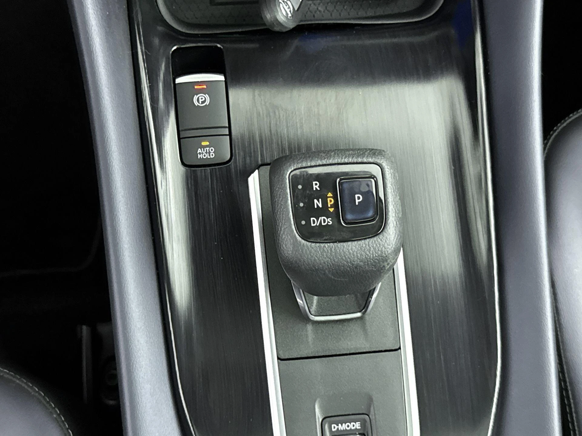 Nissan-QASHQAI-image-12