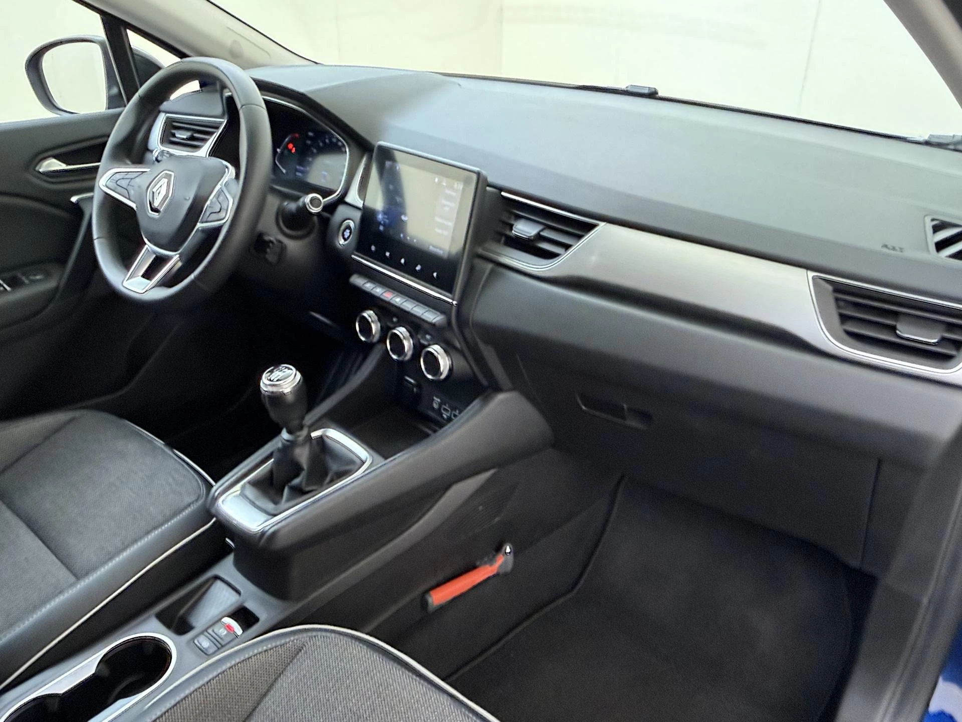 Renault-Captur-image-8