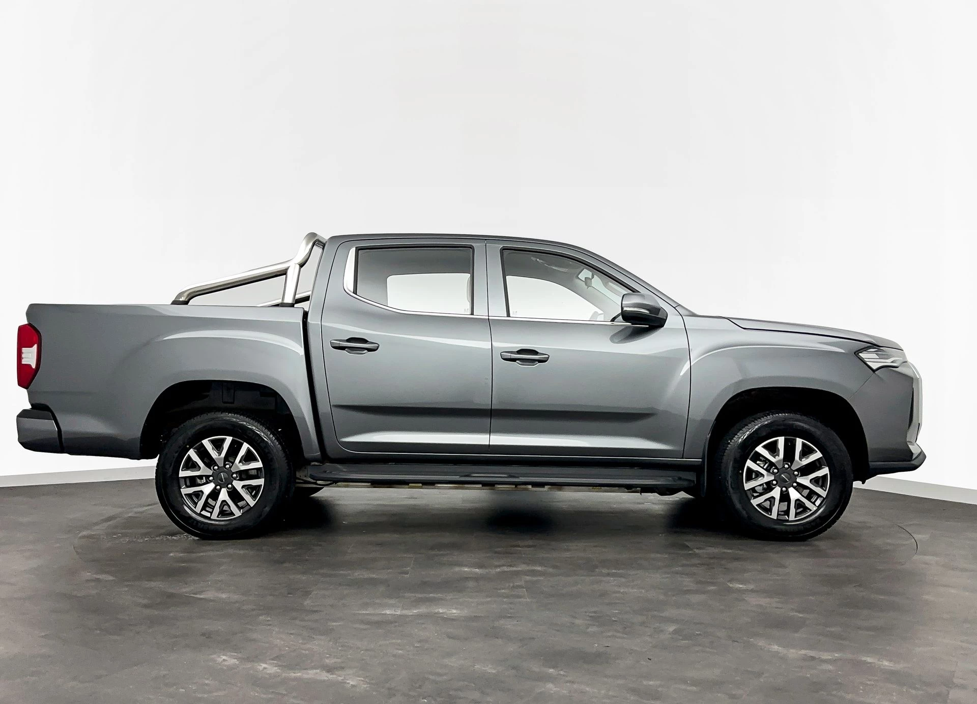 Maxus-T90 EV-image-7