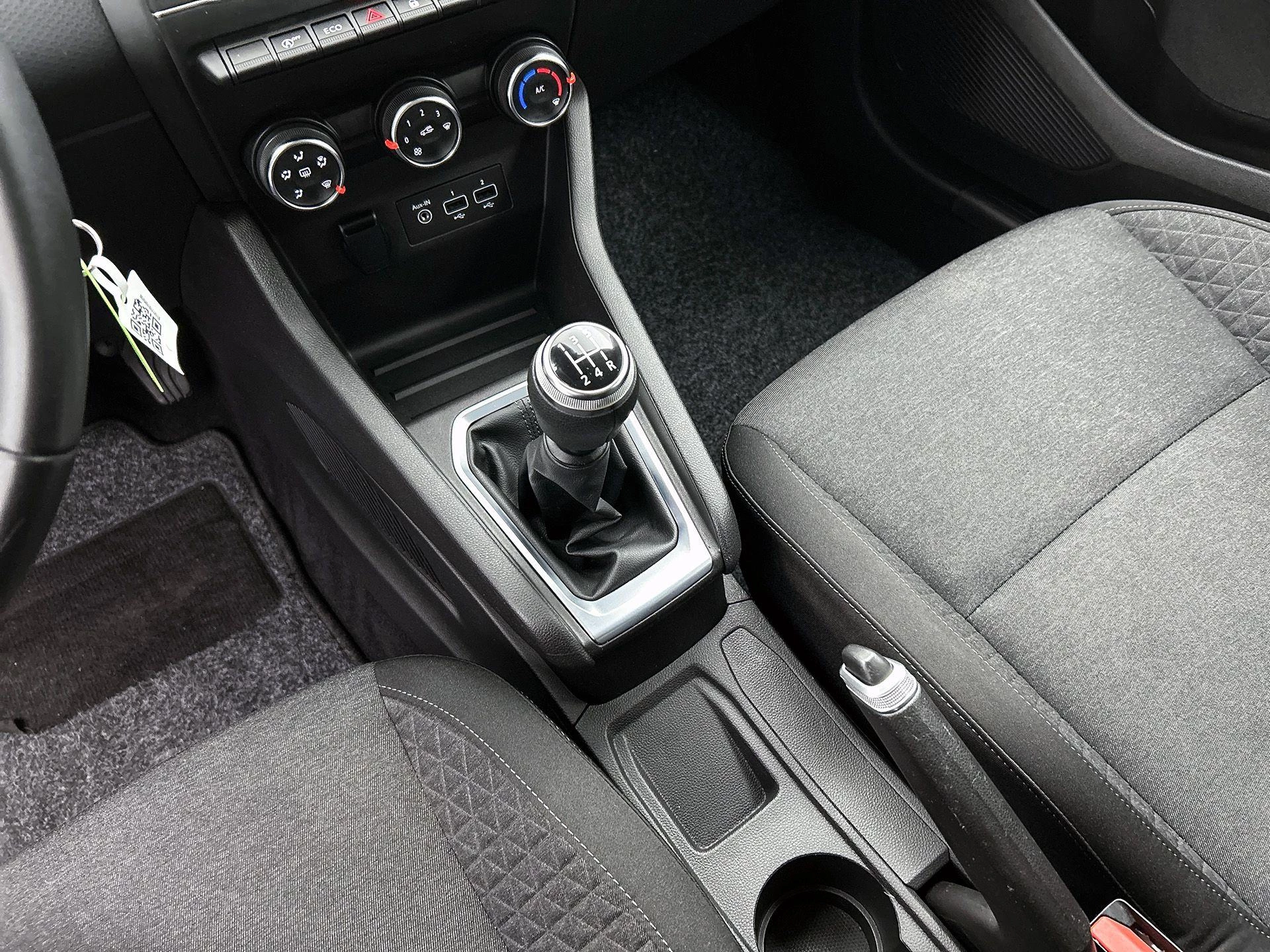 Renault-Clio-image-15