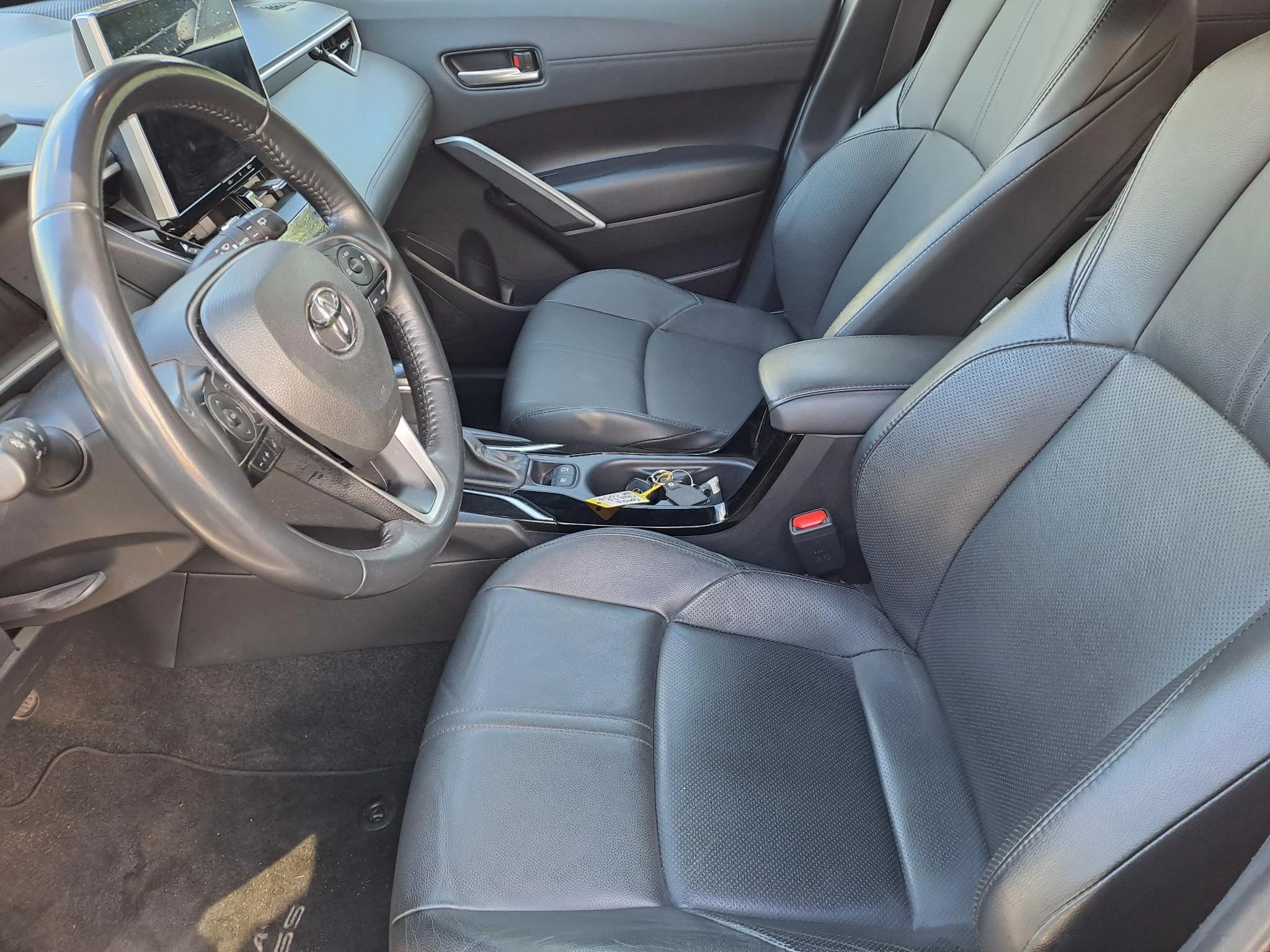 Toyota-Corolla Cross-image-9