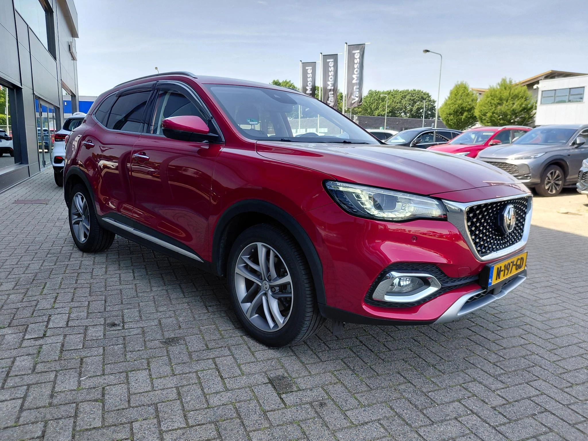 MG EHS 1.5 TGDI Edition1