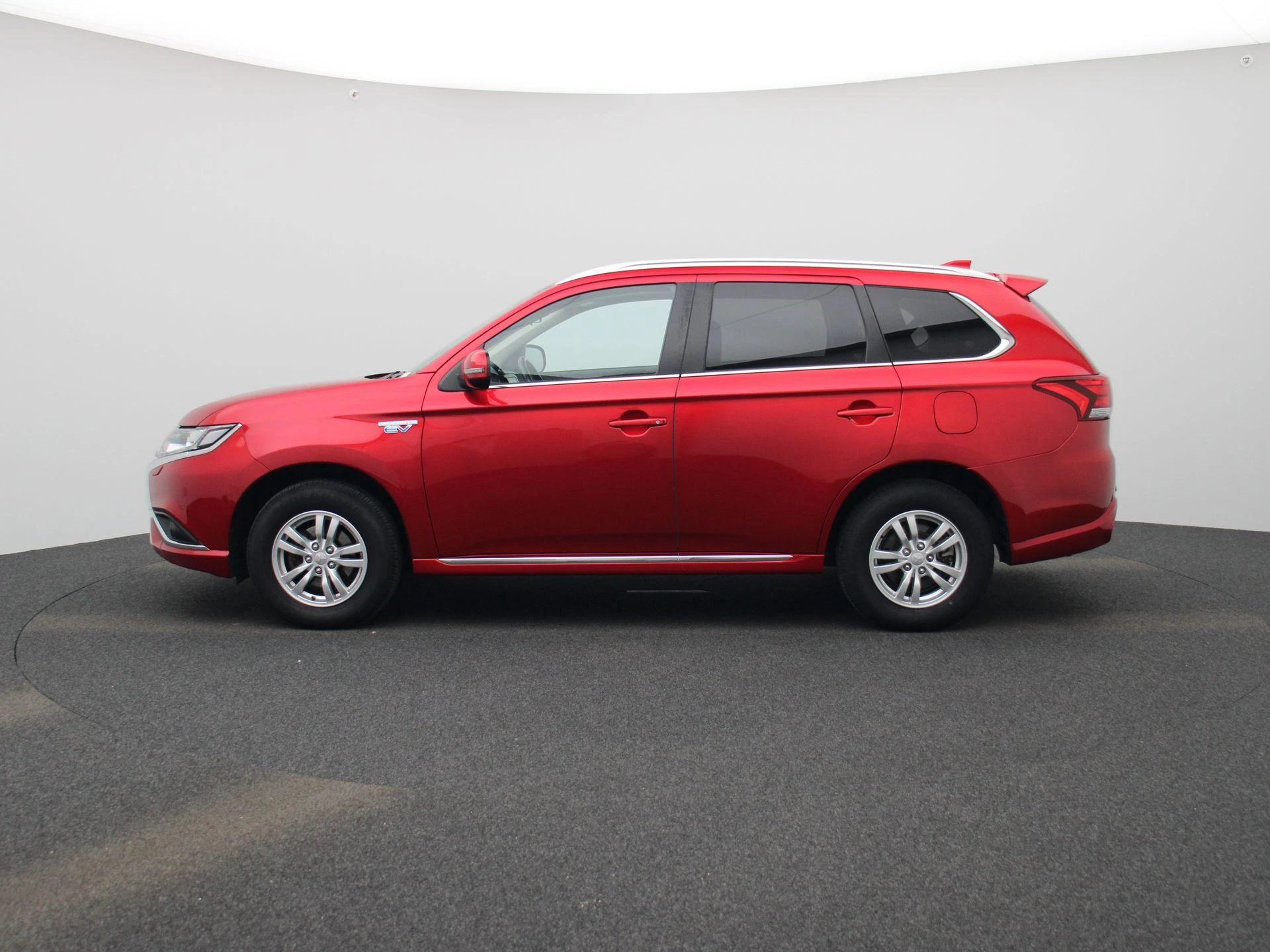 Mitsubishi-Outlander-image-3