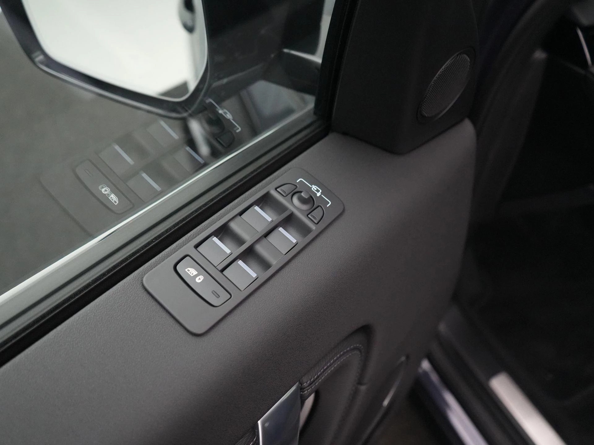 Land Rover Discovery Sport 1.5 P270e PHEV Business Landmark Edition