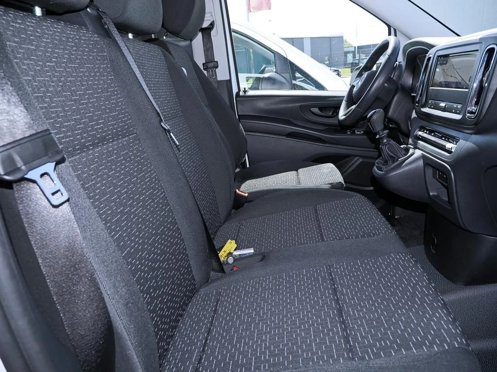Mercedes-Benz-Vito 116-image-12