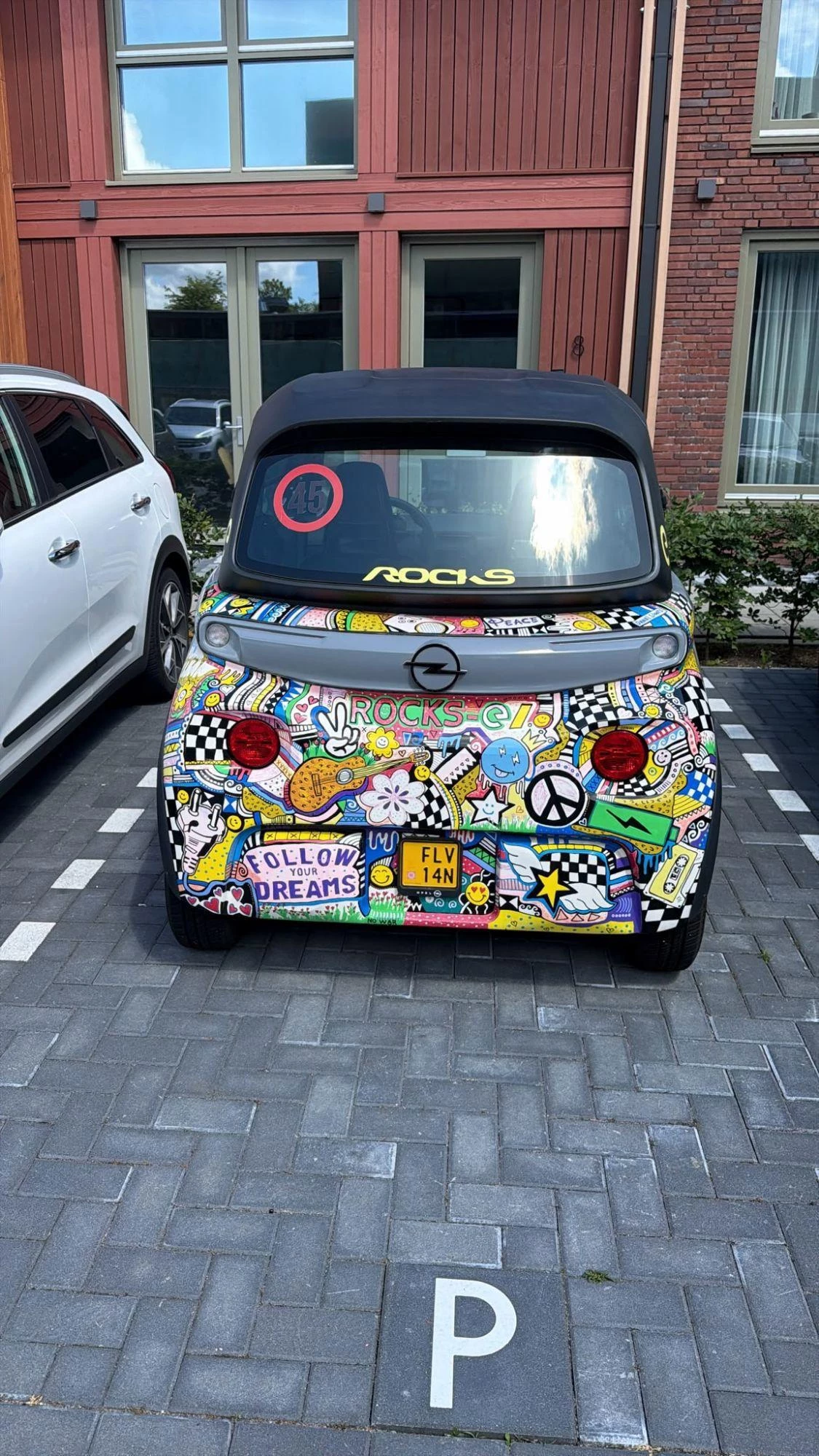 Opel Rocks-e Base