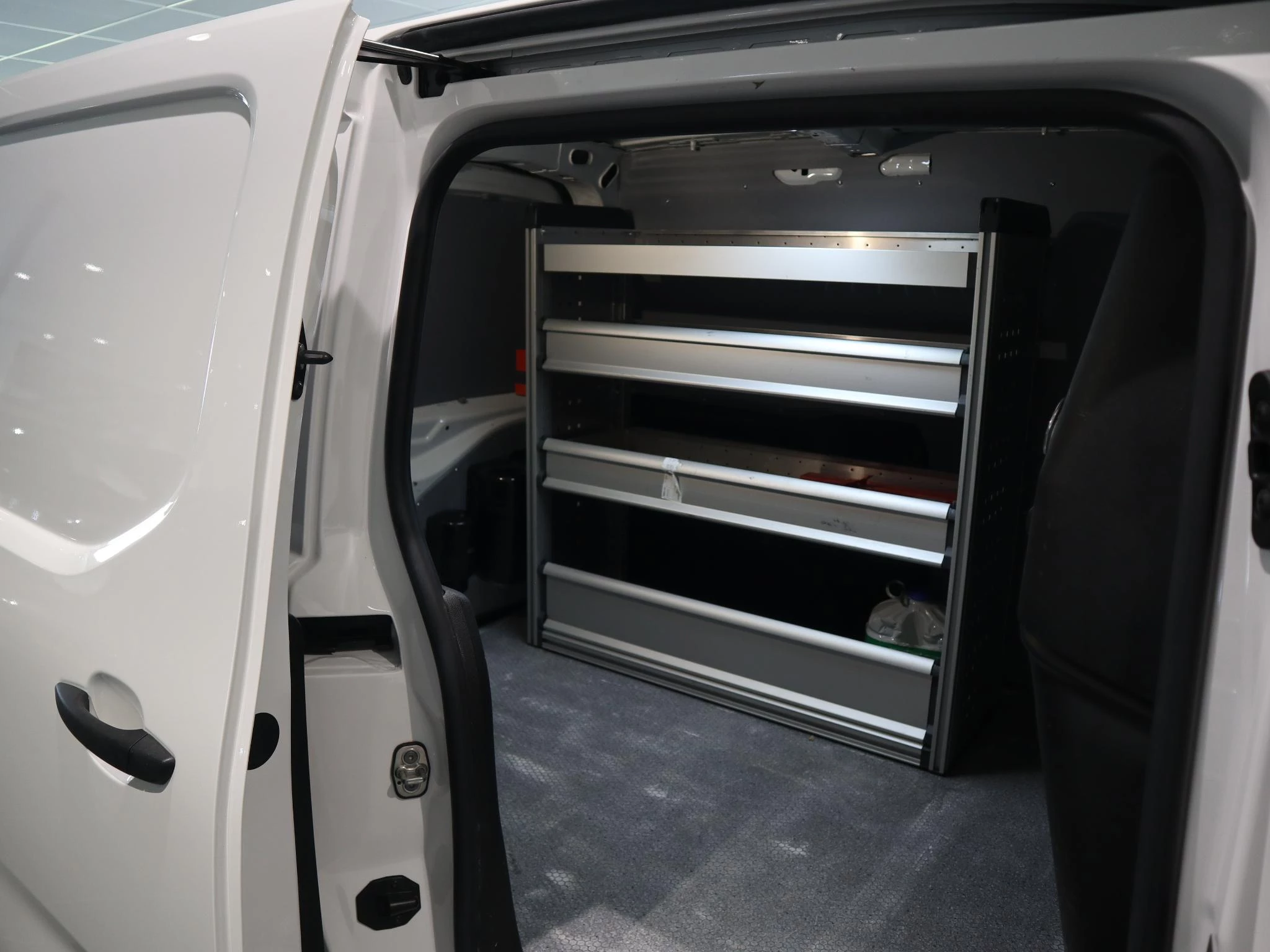 Peugeot-Partner-image-17