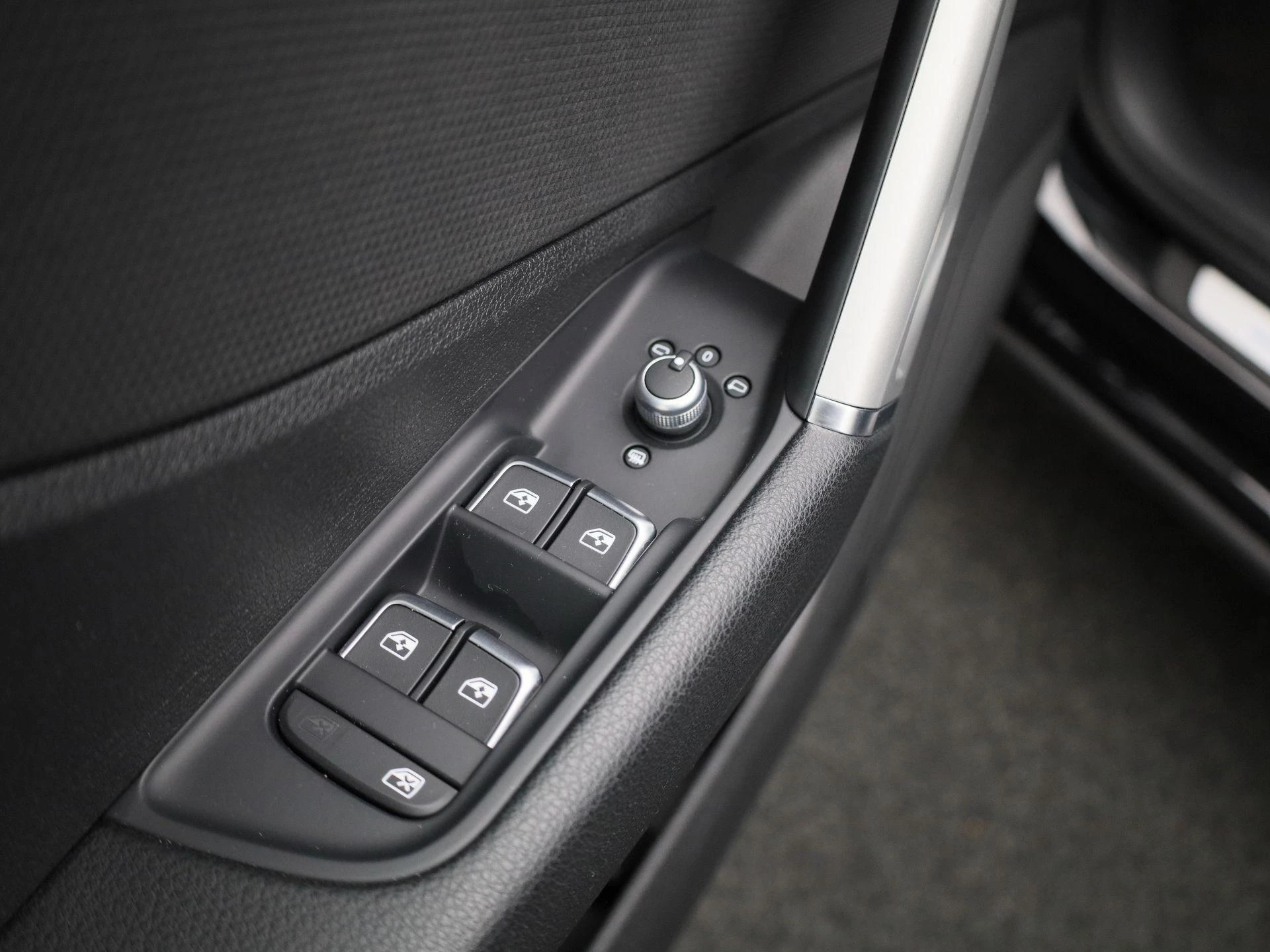 Audi-Q2-image-30