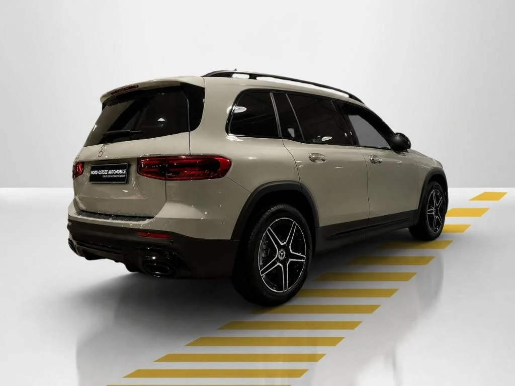 Mercedes-Benz-GLB 200-image-14
