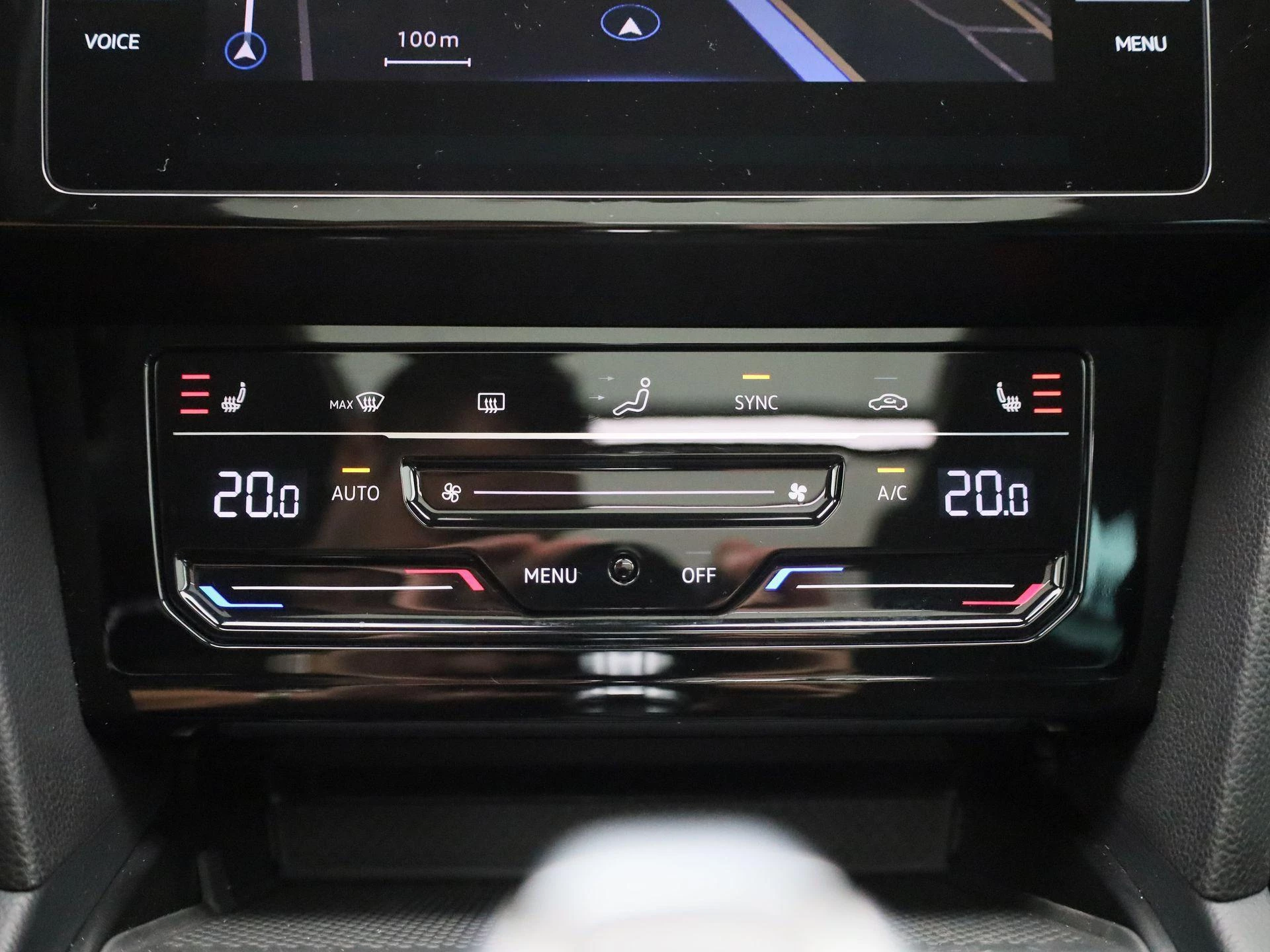 Volkswagen-Passat-image-17