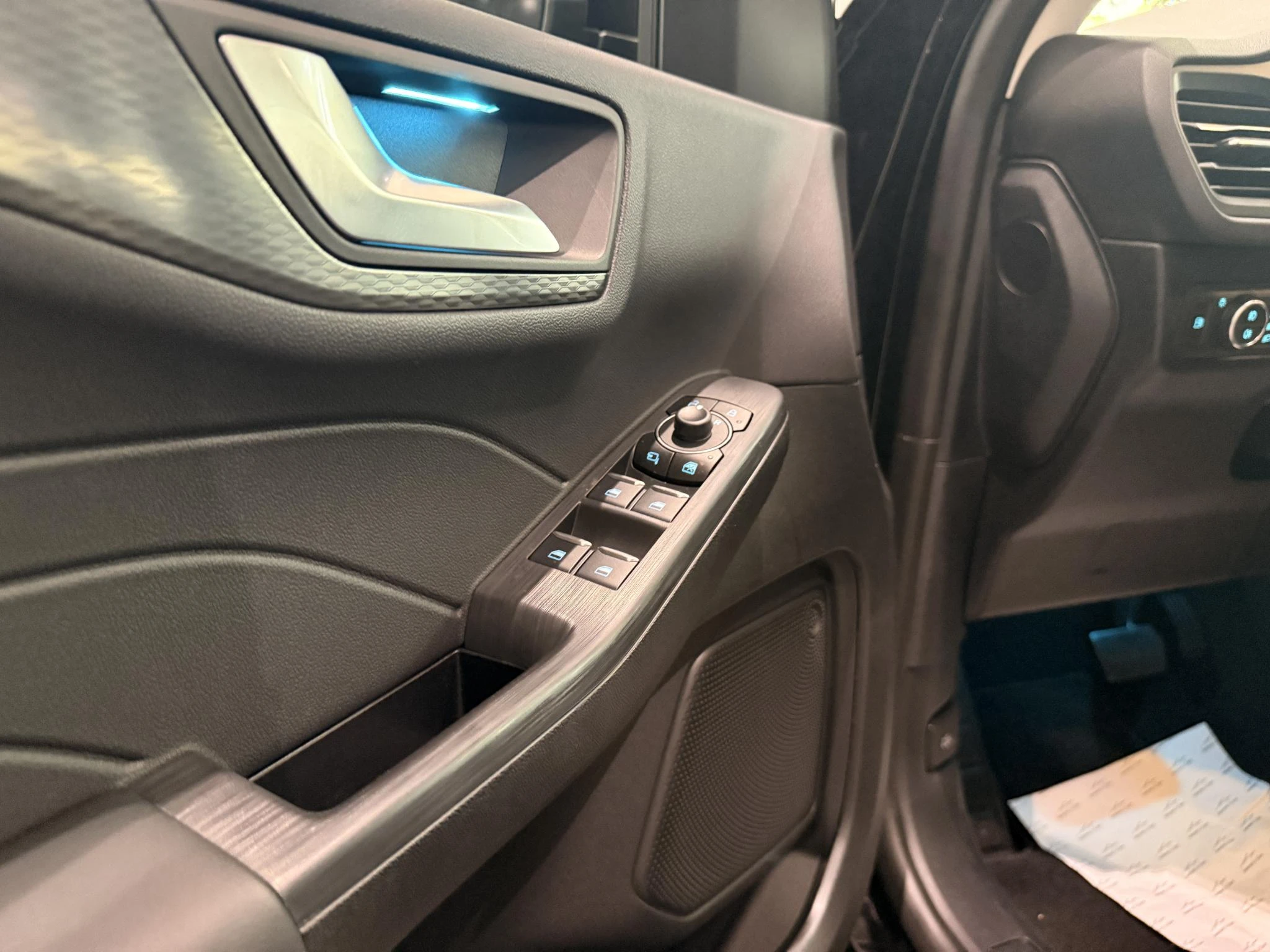 Ford-Kuga-image-15