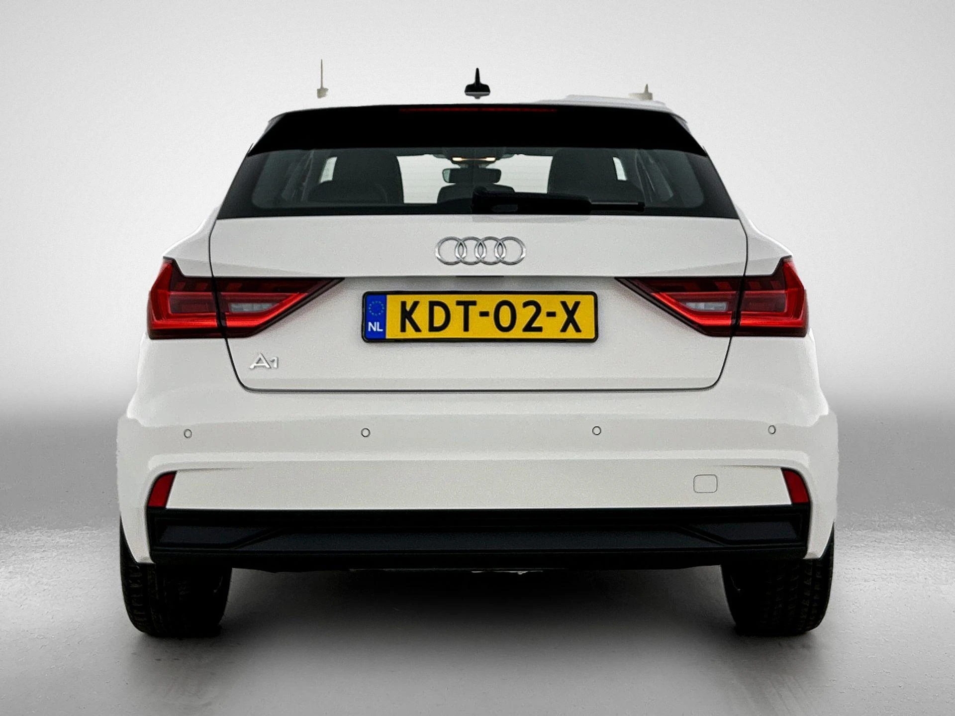 Audi-A1 Sportback-image-2