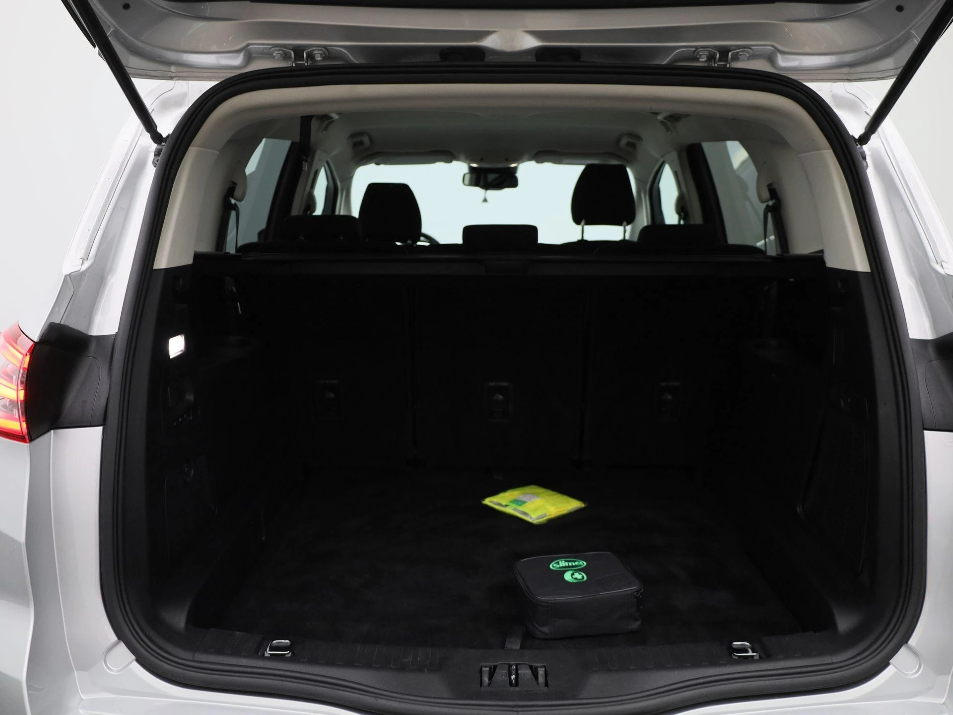 Ford-S-Max-image-13