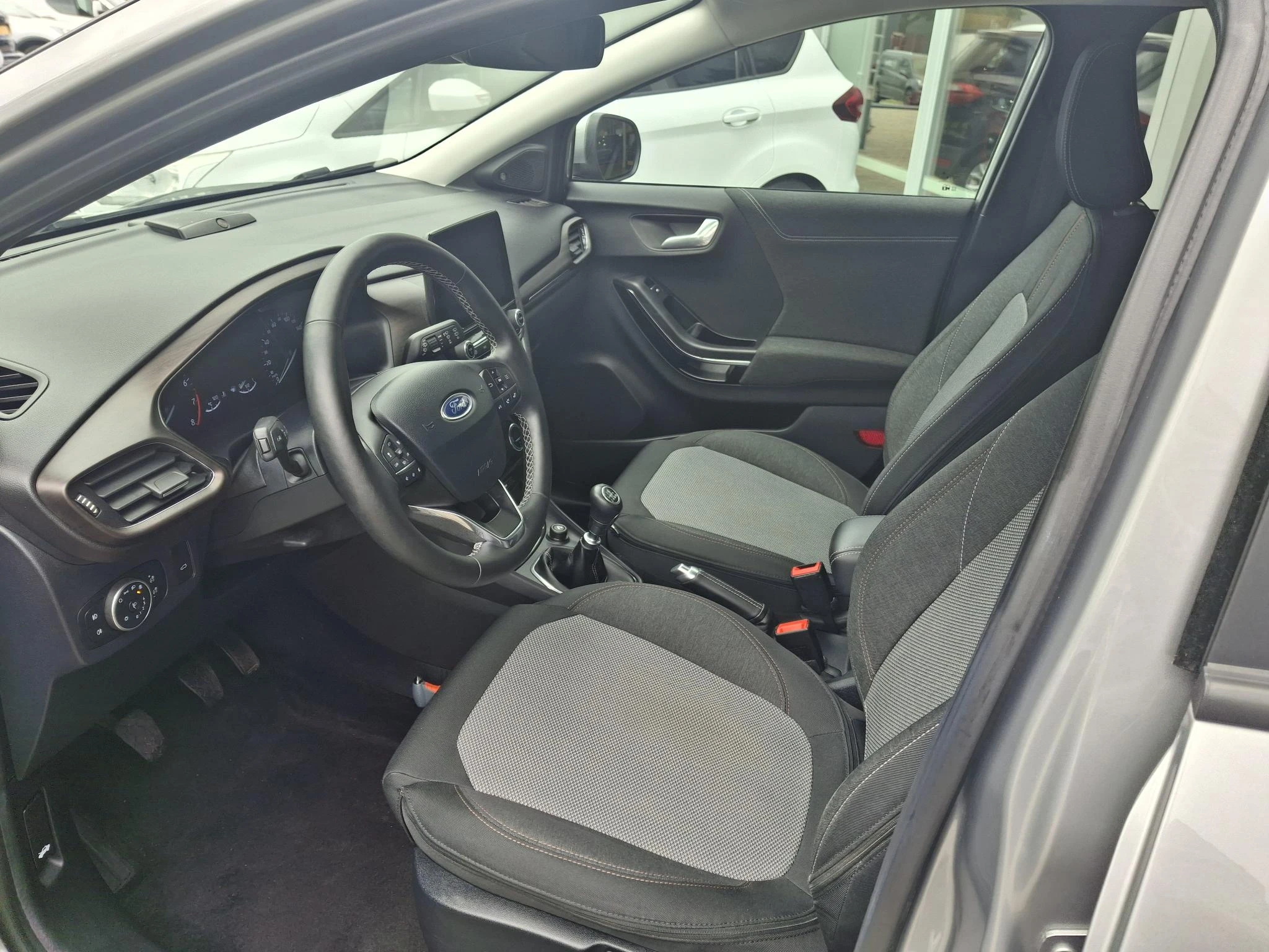 Ford-Puma-image-11