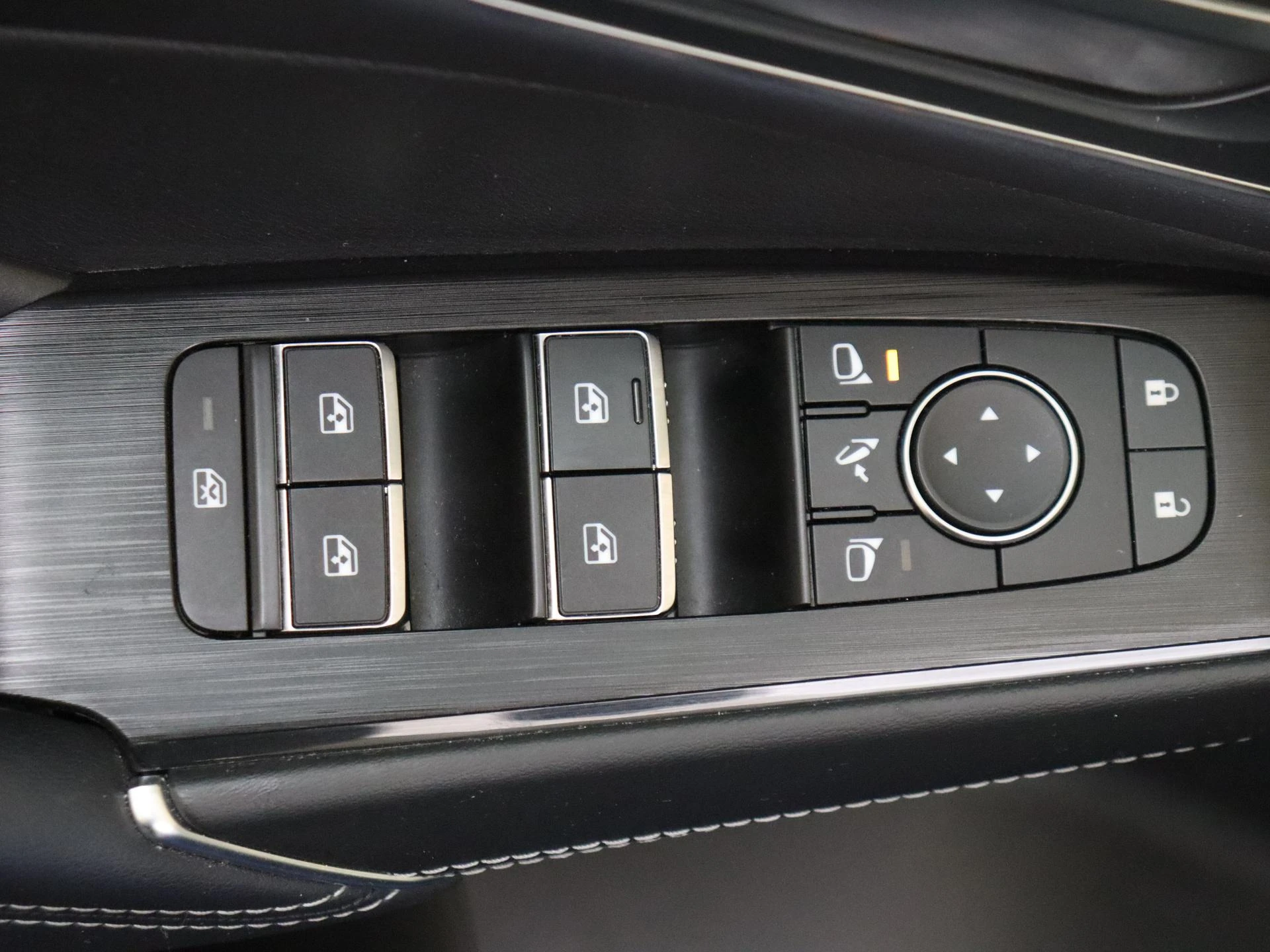 Nissan-QASHQAI-image-23