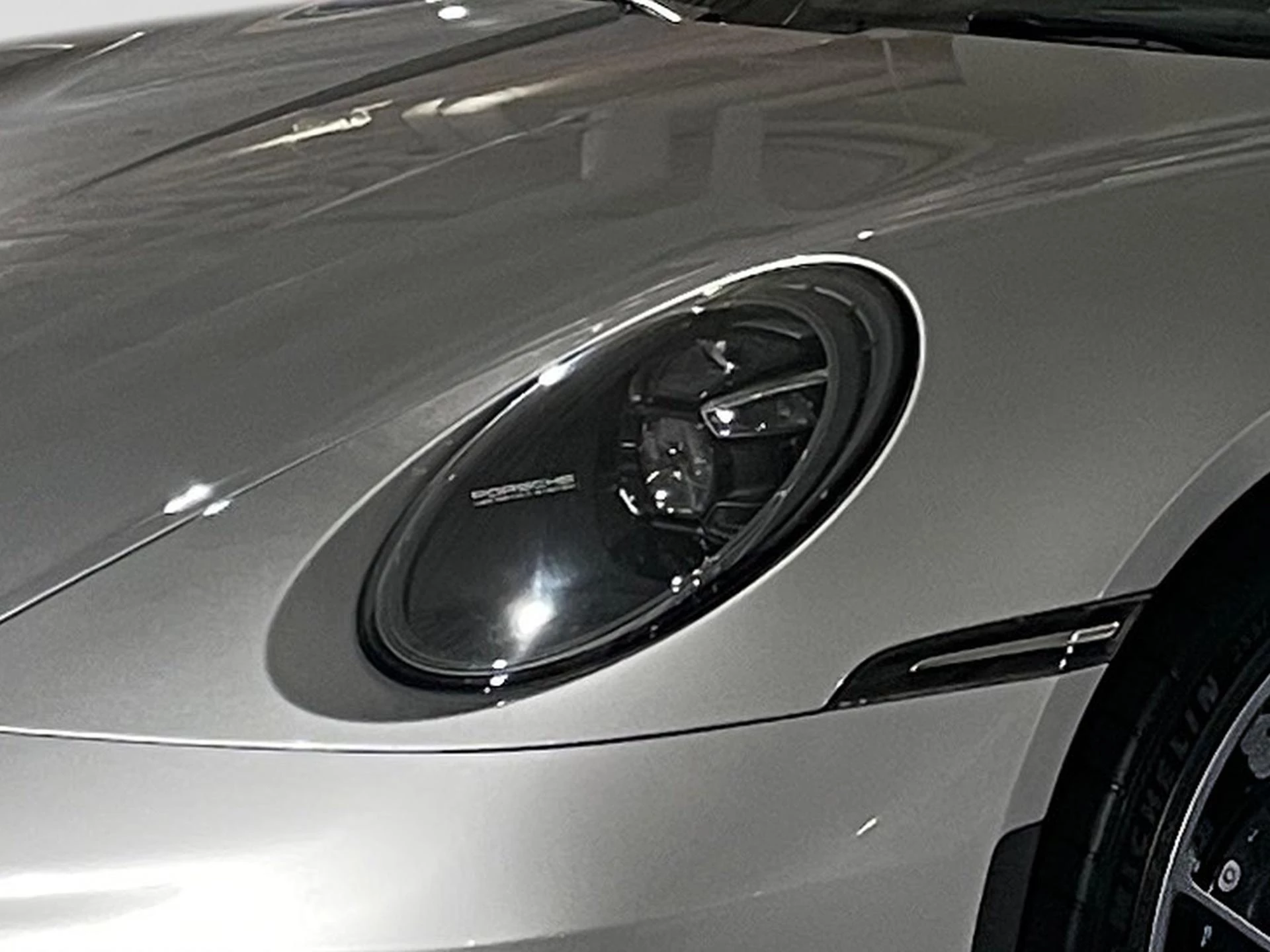 Porsche-911-image-22