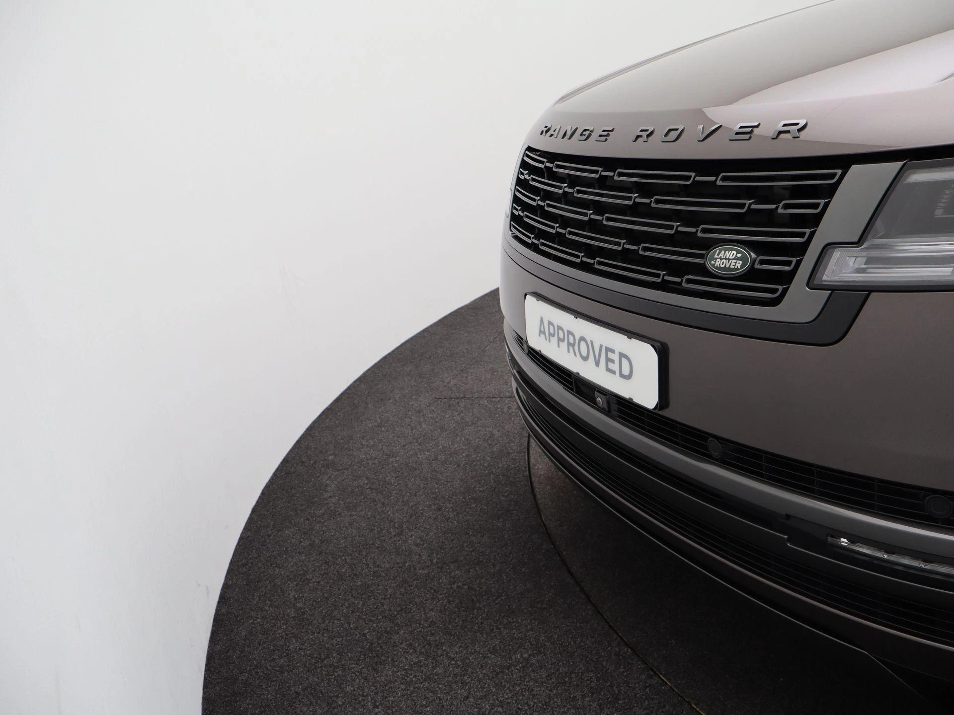 Land Rover-Range Rover-image-46