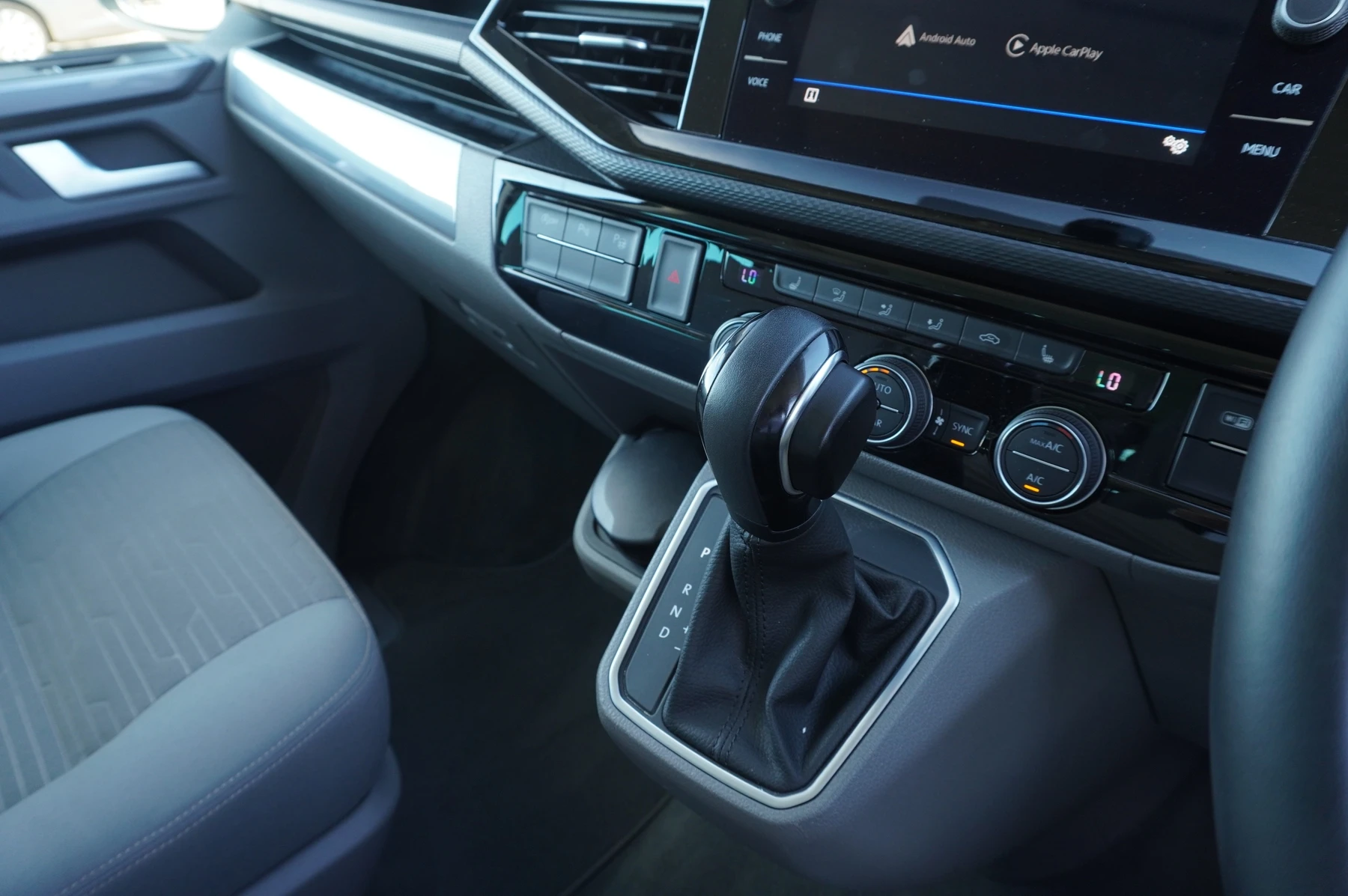 Volkswagen-California-image-65