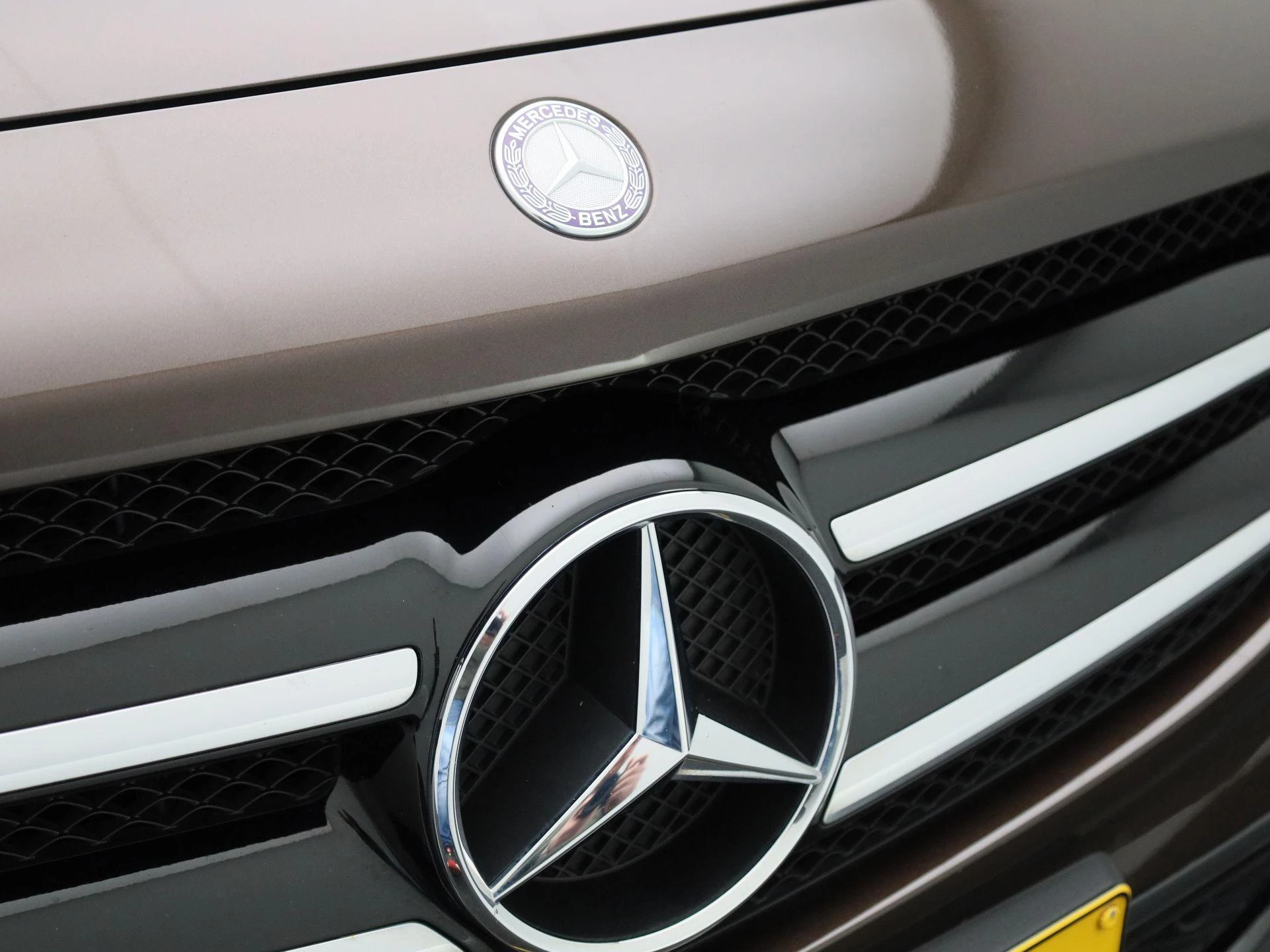 Mercedes-Benz-GLA-image-28