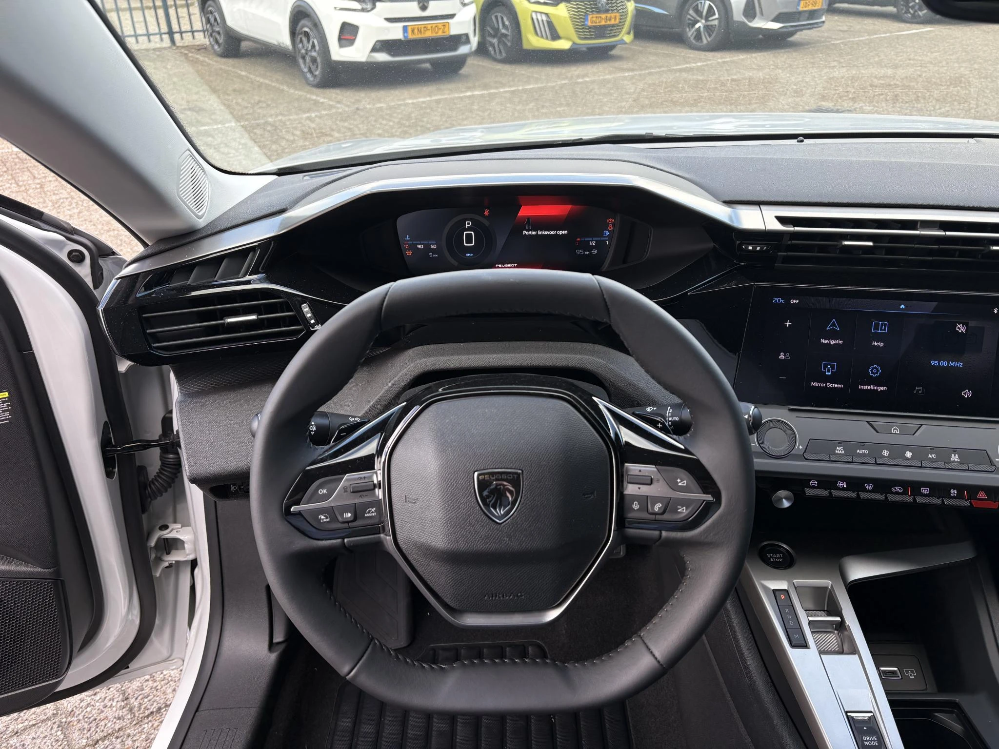 Peugeot-308-image-11